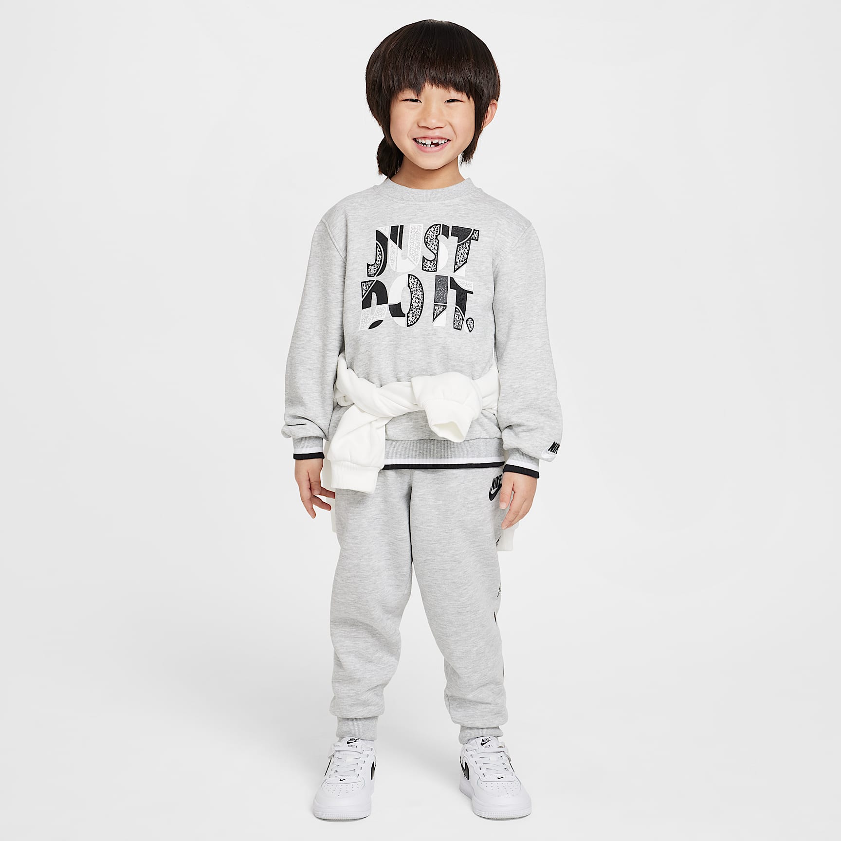 Nike Sportswear "Outside the Lines" Little Kids' French Terry Crew Top