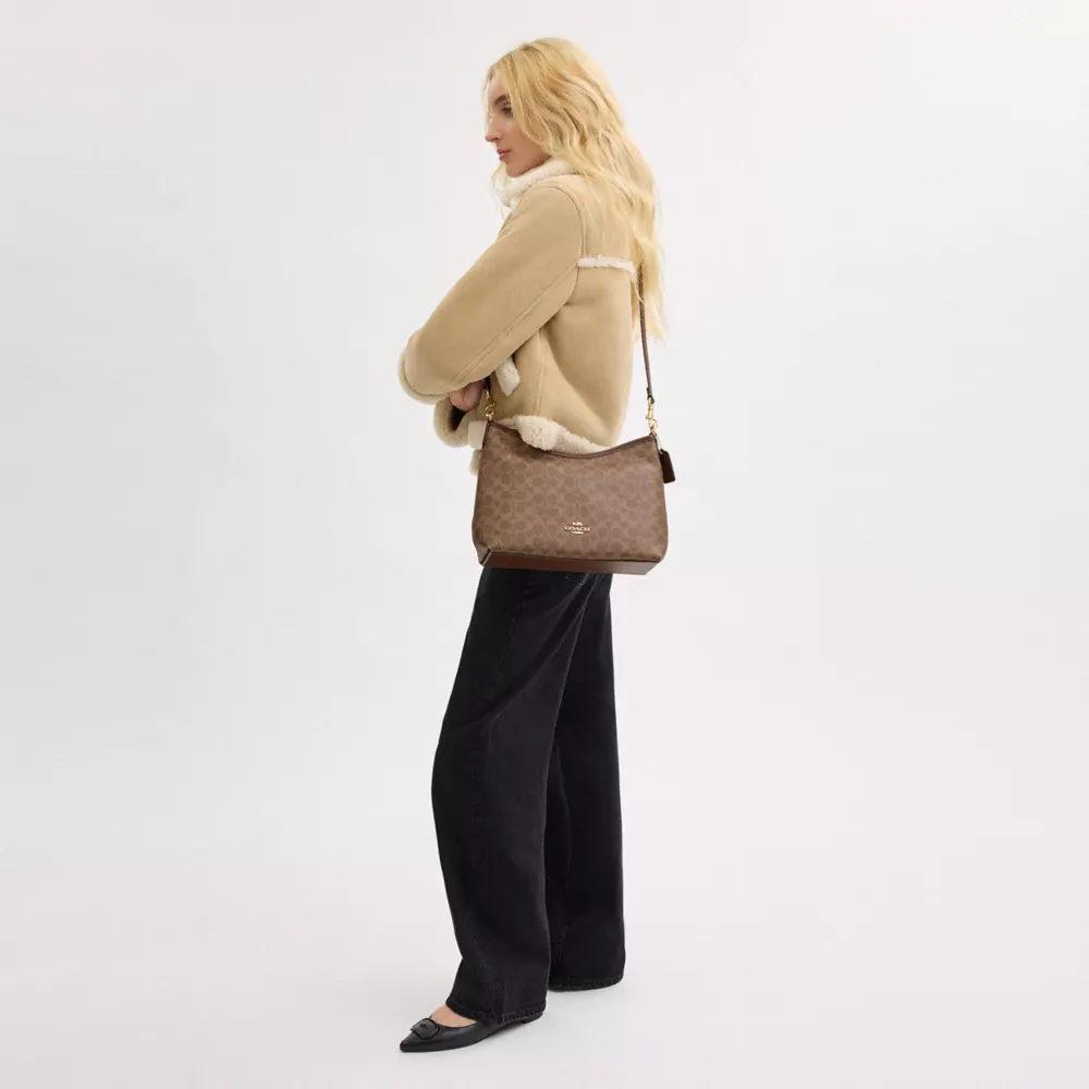 Сумка COACH Laurel Shoulder Bag In Signature Canvas