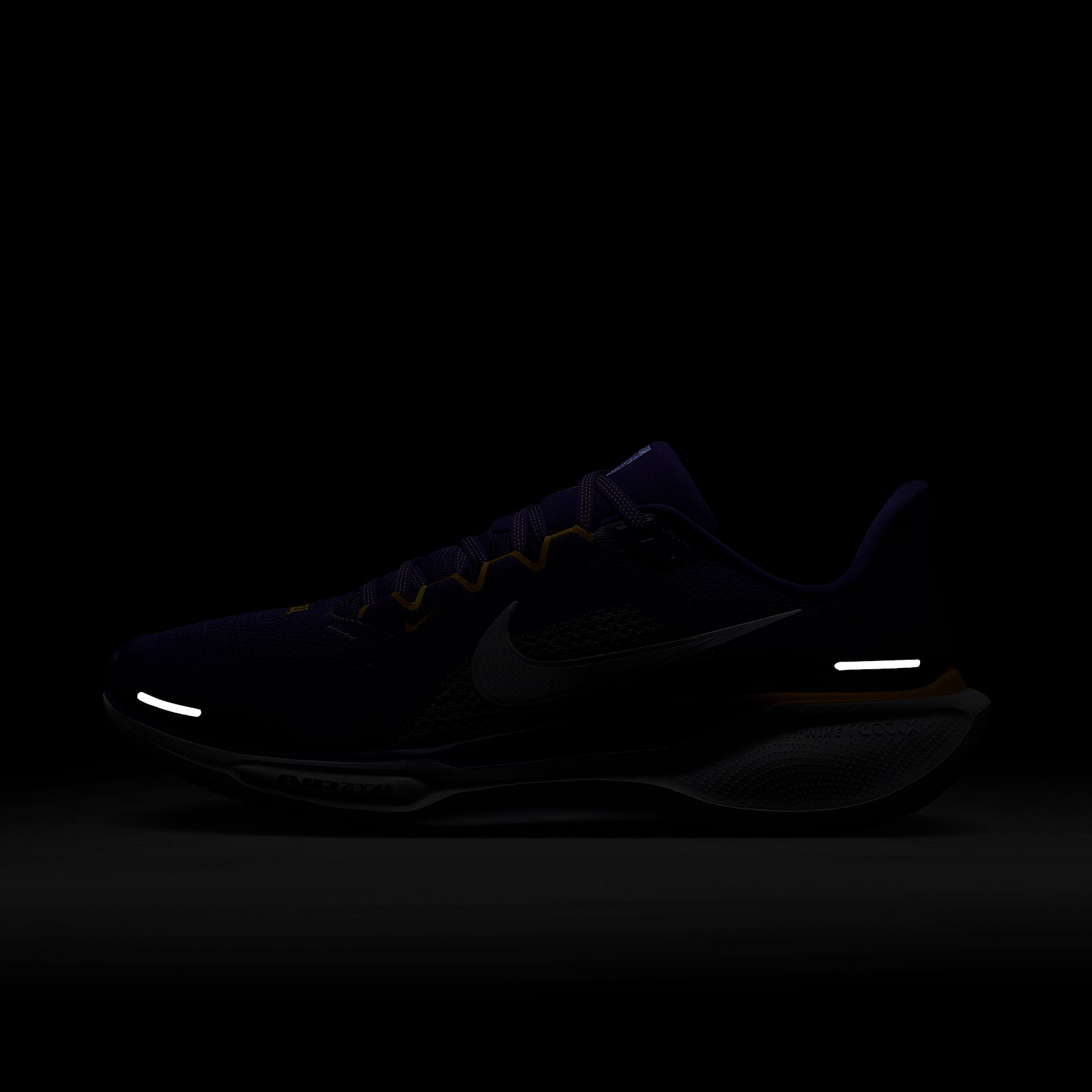 LSU Pegasus 41 Men's Nike College Road Running Shoes