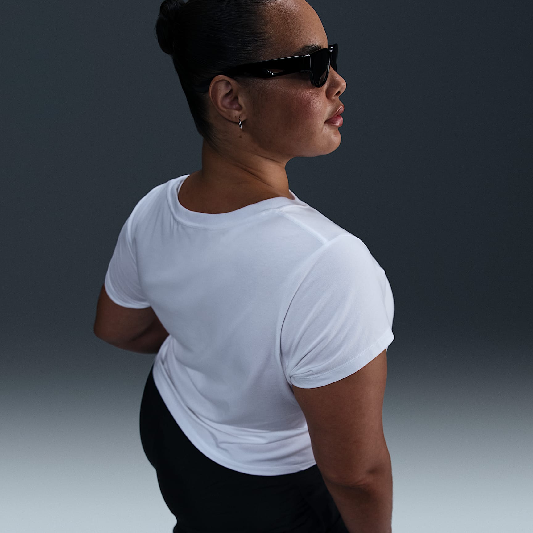 Nike Sportswear Chill Knit Women's Cropped T-Shirt (Plus Size)