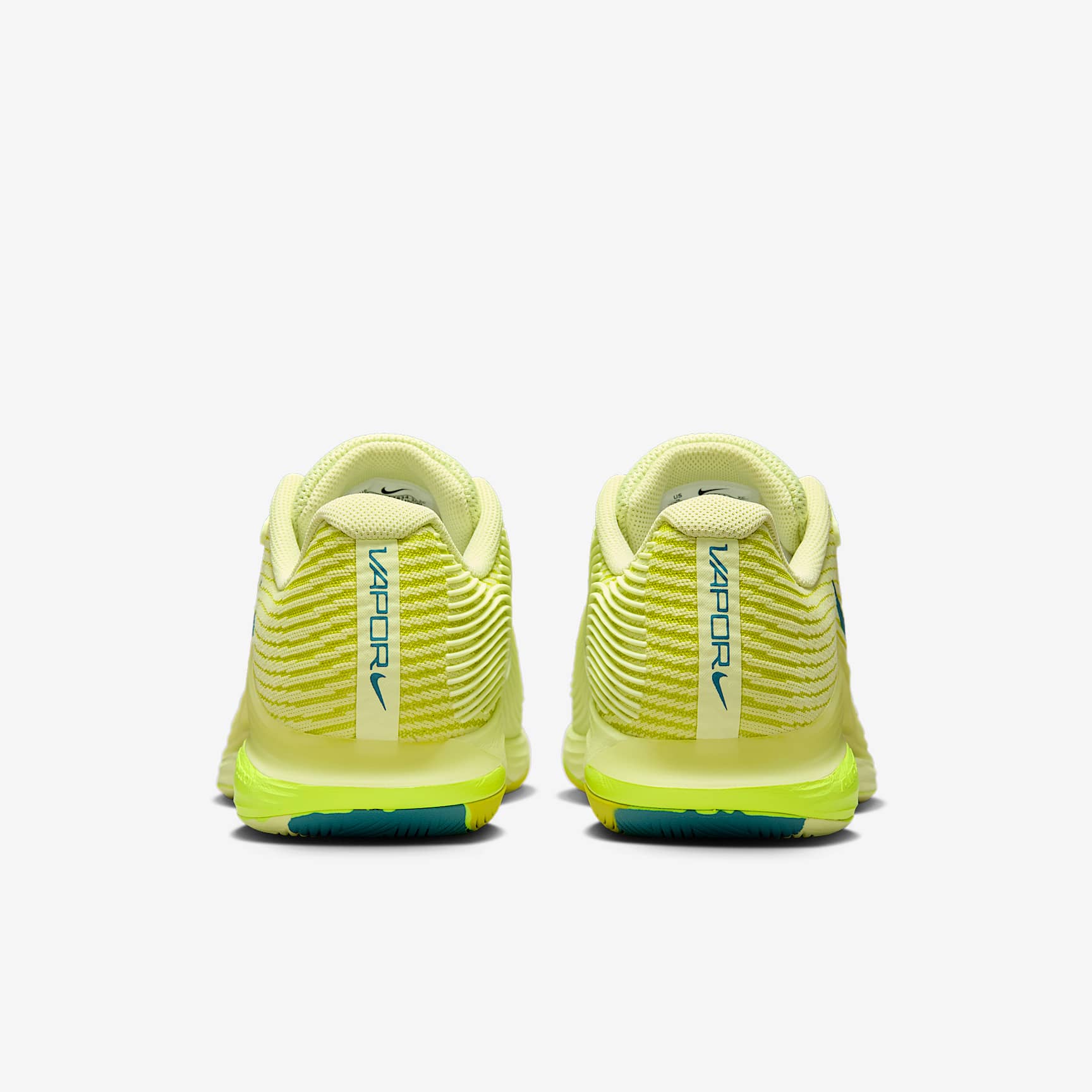 Nike Vapor 12 Premium Women's Hard Court Tennis Shoes