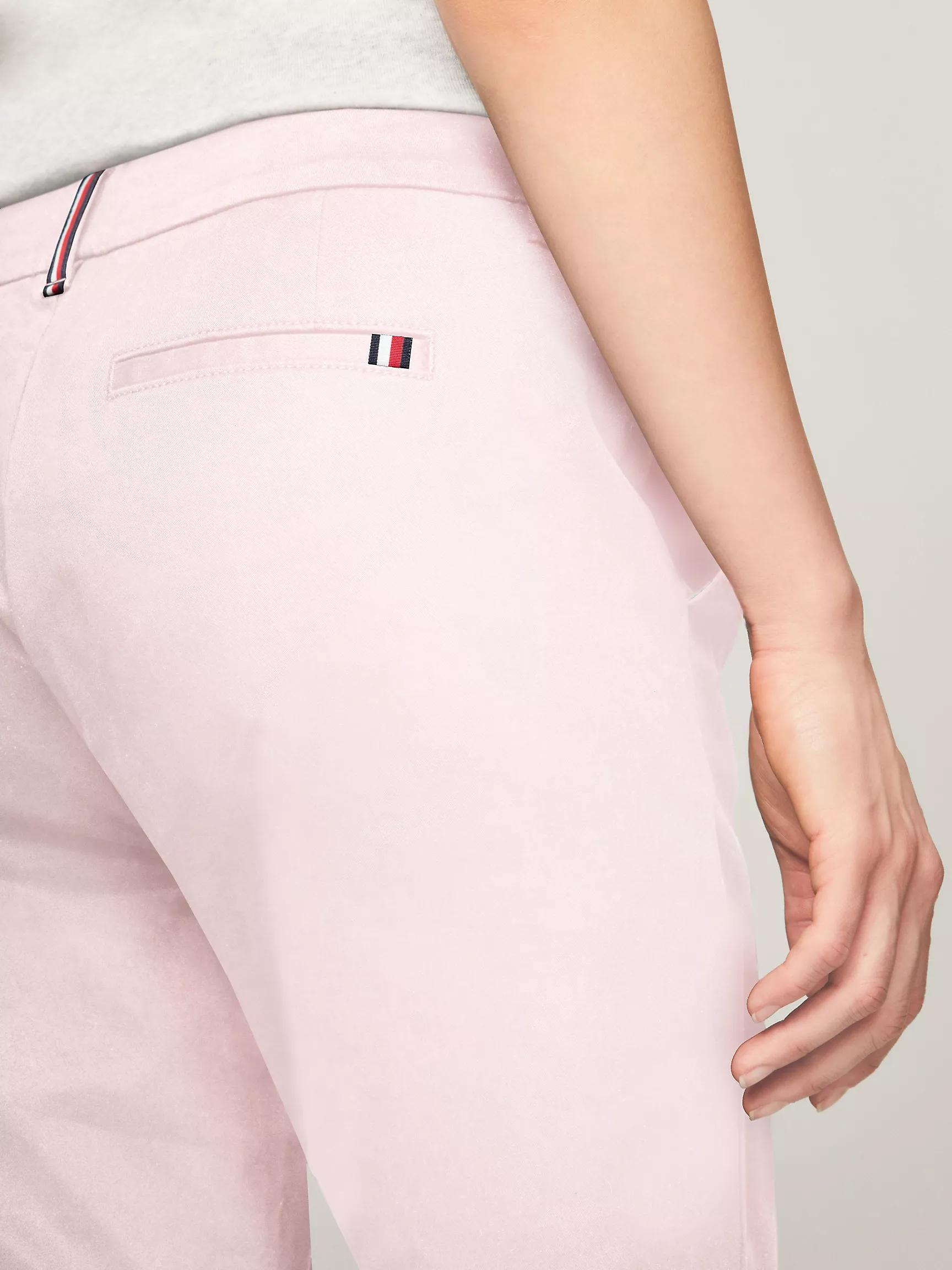 Женские брюки Tommy Hilfiger, Приталенные брюки чинос