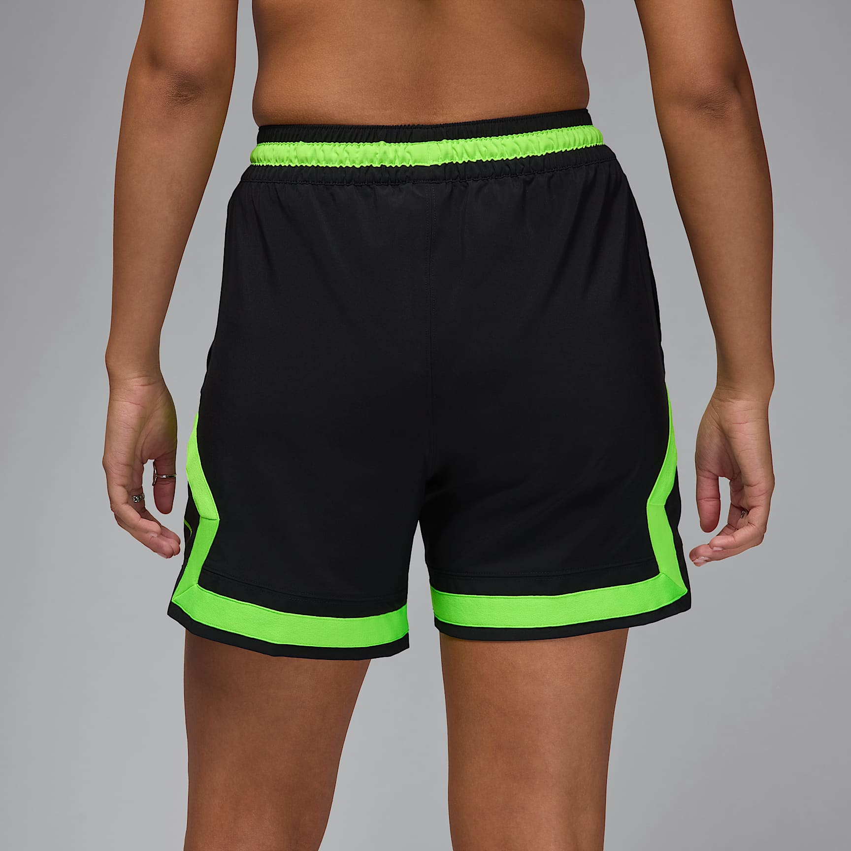 Jordan Sport Men's Dri-FIT Woven Diamond Shorts