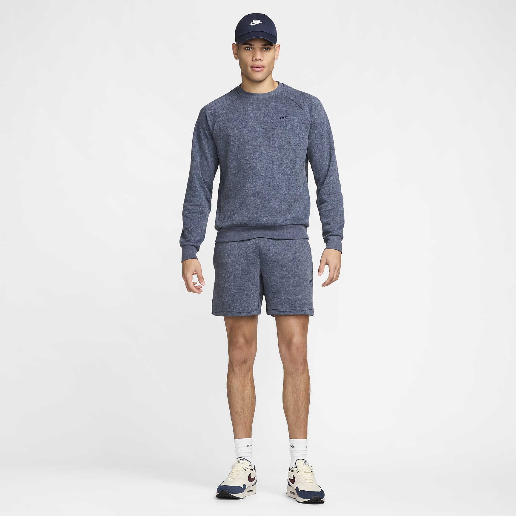 Nike Primary Fleece Men's Dri-FIT UV Performance Crew