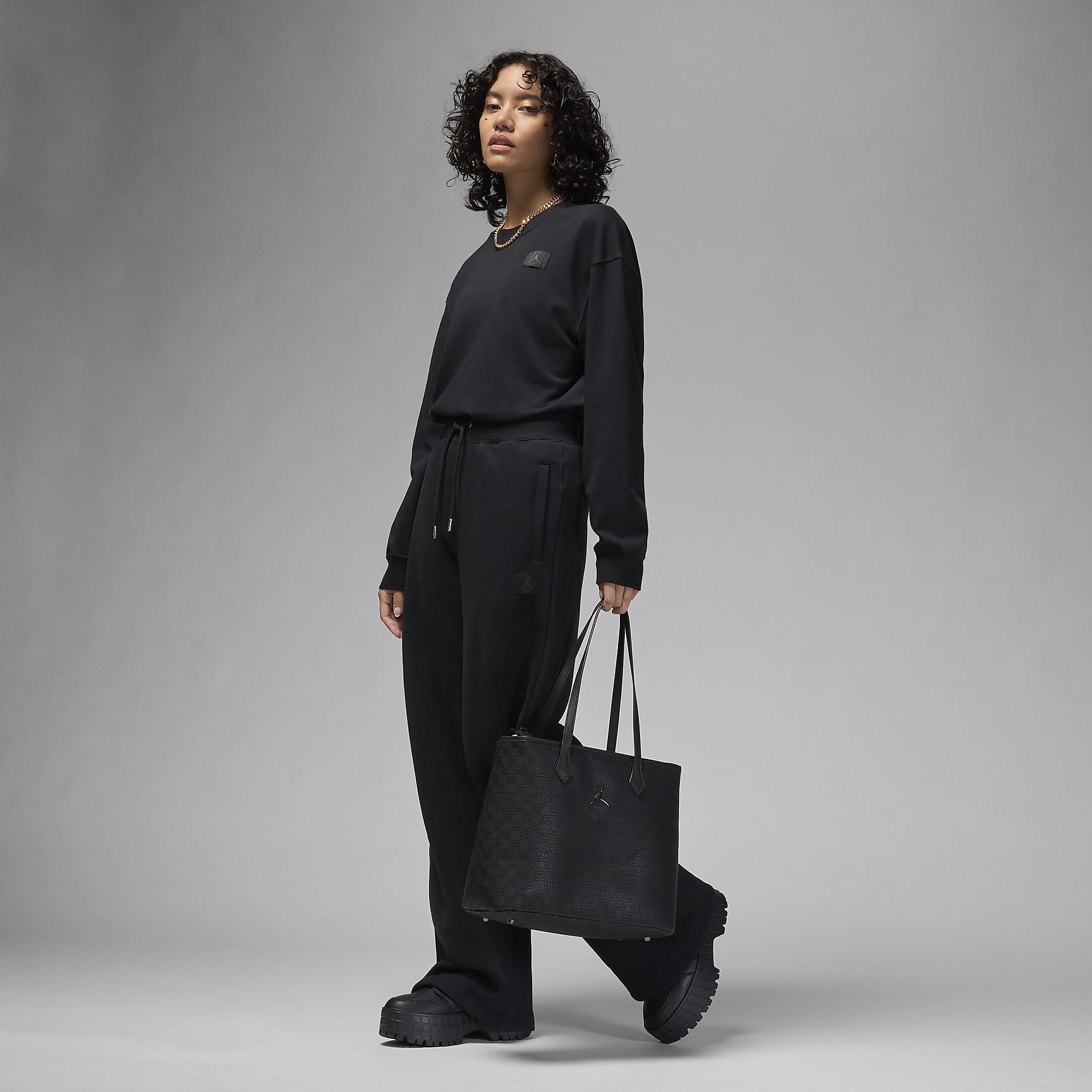 Jordan Women's Oversized Long-Sleeve T-Shirt