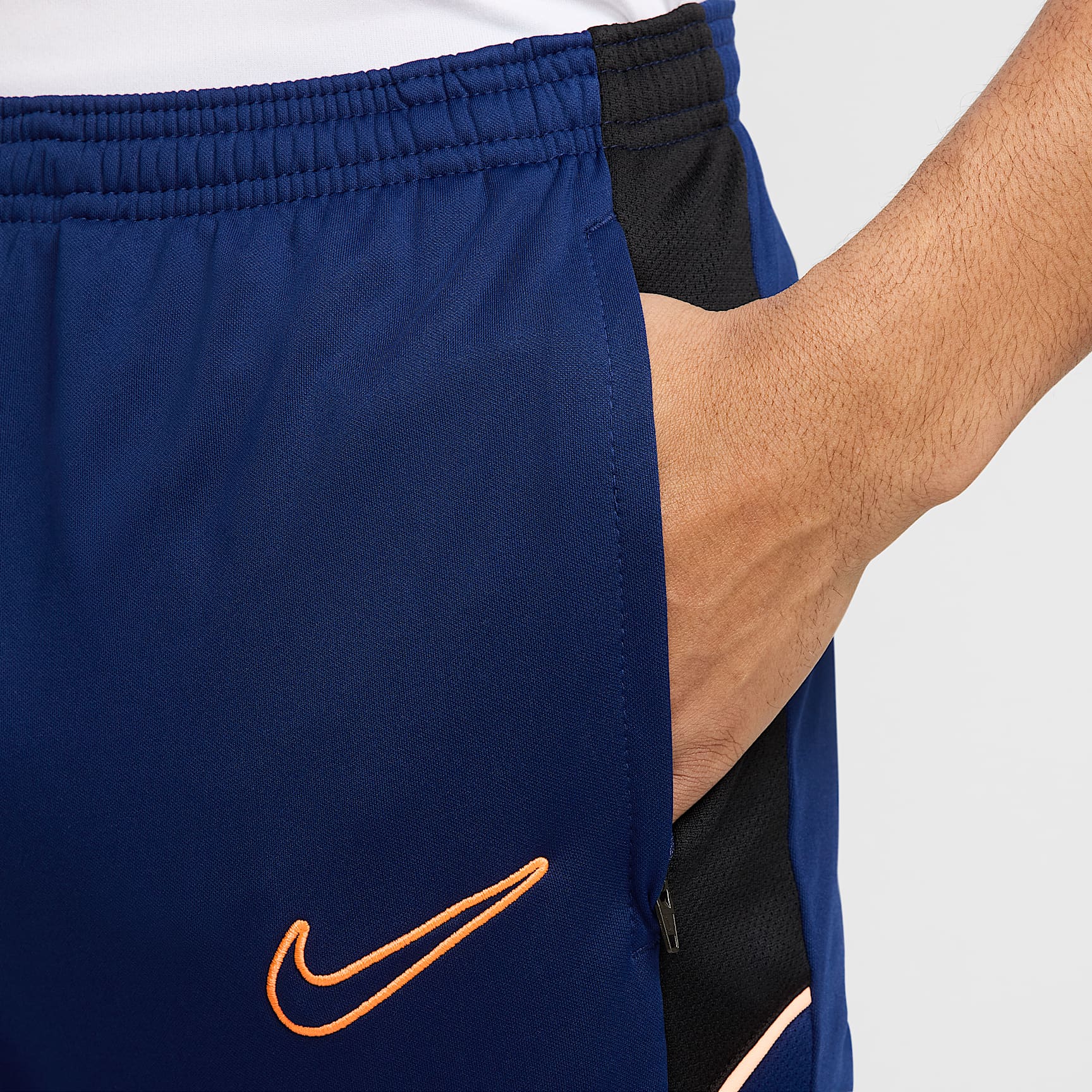 Nike Academy Men's Dri-FIT Soccer Pants