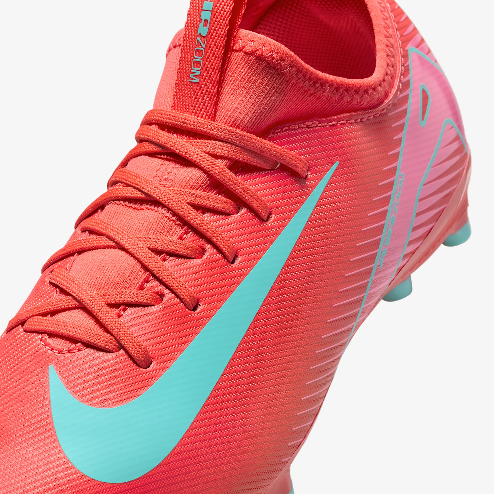 Nike Jr. Mercurial Vapor 16 Academy Little/Big Kids' MG Low-Top Soccer Cleats