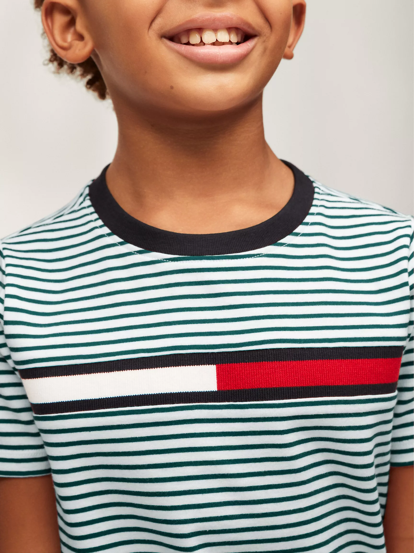 Футболка Tommy Hilfiger для мальчиков, Детская футболка с логотипом флага и полосками