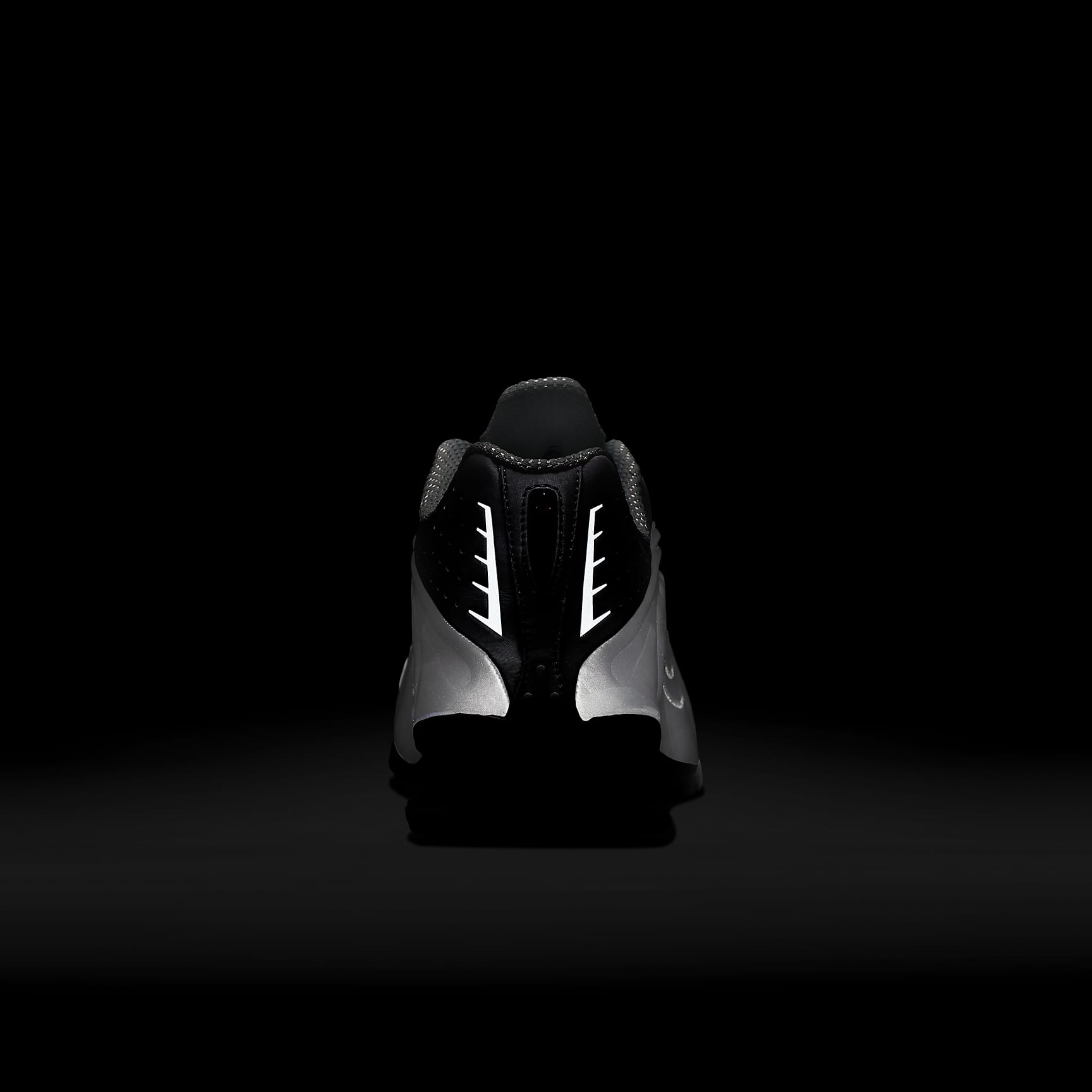 Nike Shox R4 Women's Shoes
