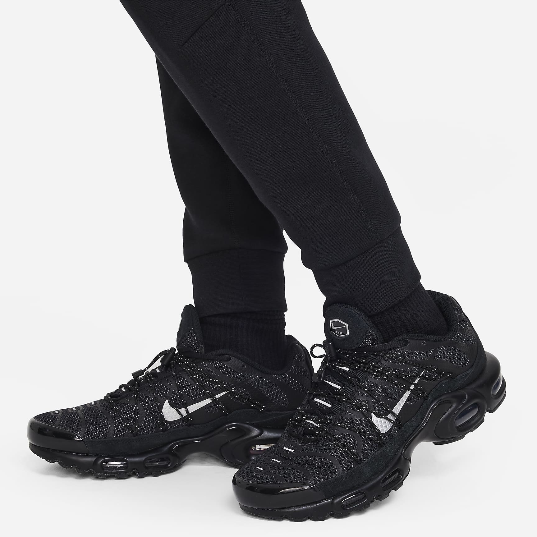 Nike Sportswear Tech Fleece Big Kids' (Boys') Pants (Extended Size)
