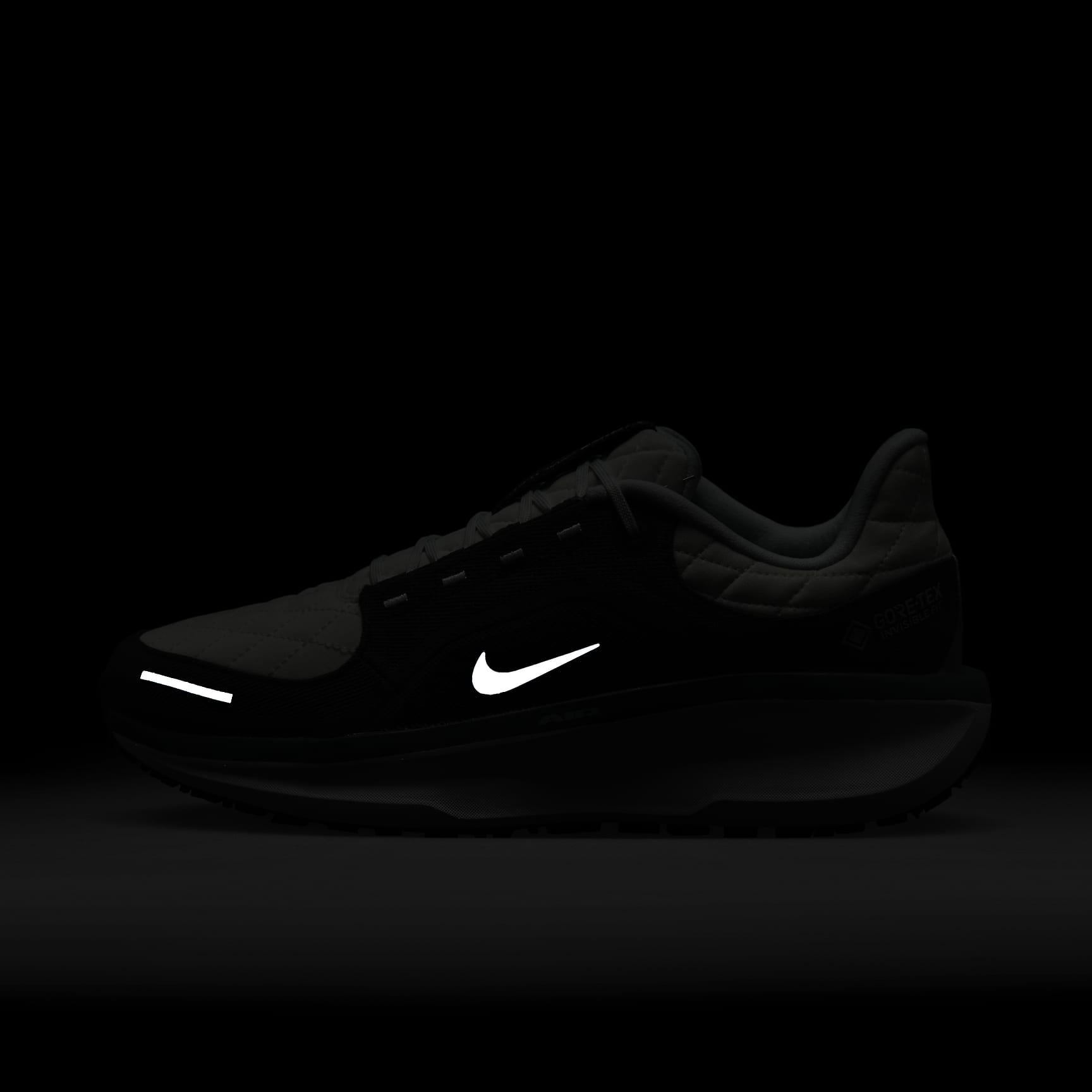 Nike Winflo 11 GORE-TEX Men's Waterproof Road Running Shoes