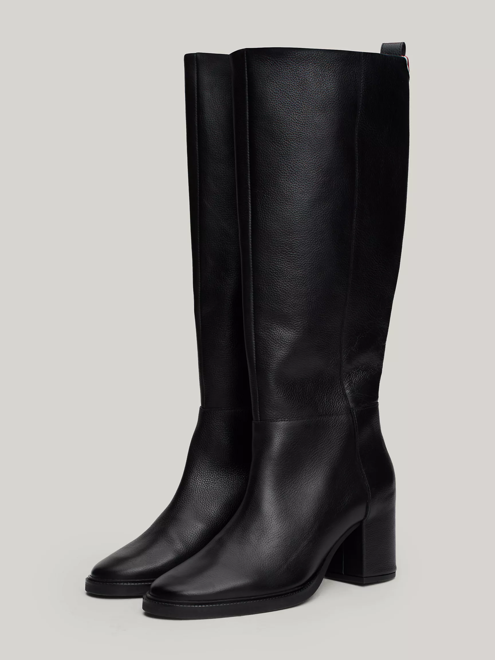 Женские ботинки Tommy Hilfiger, Высокие кожаные сапоги с монограммным узором