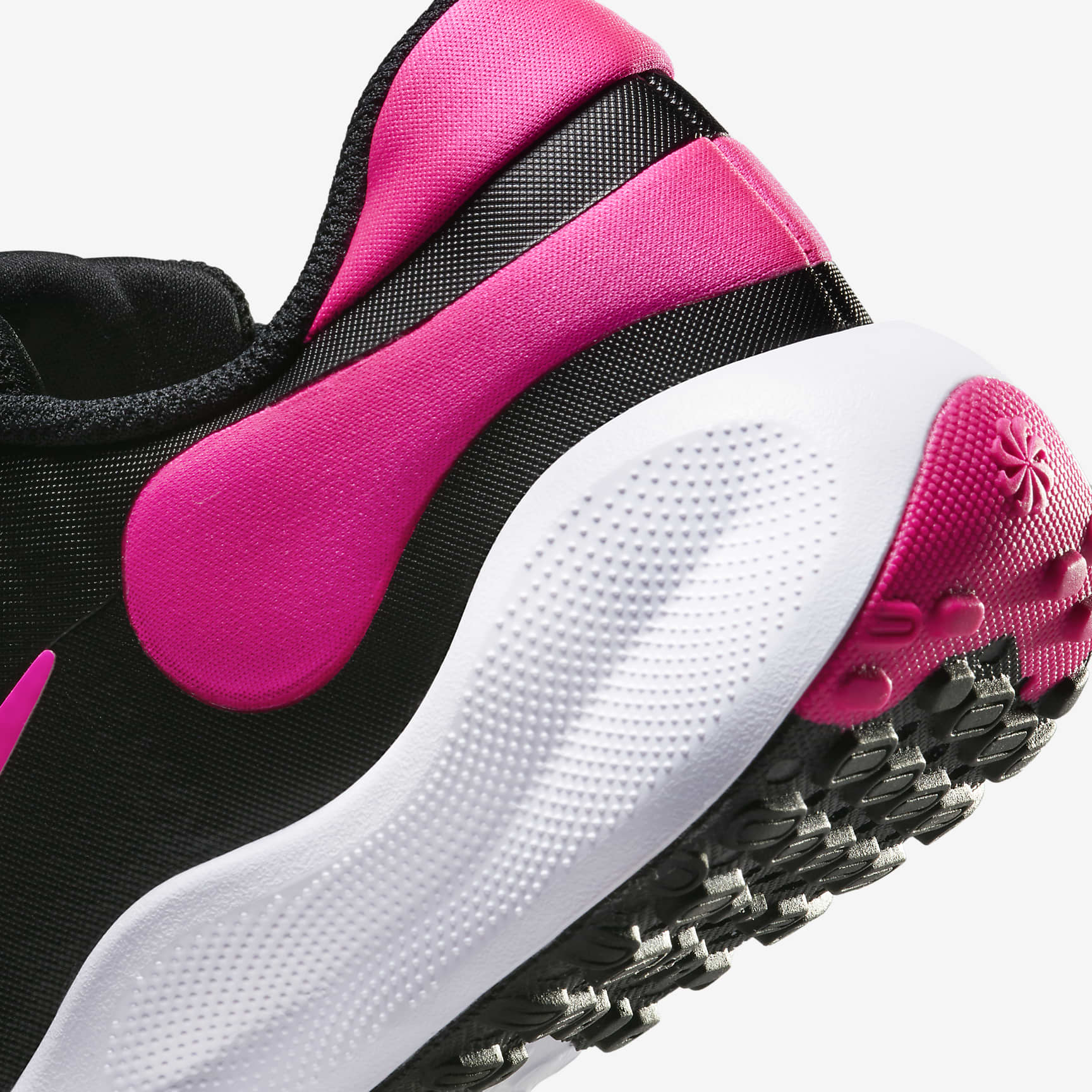 Nike Revolution 7 Big Kids' Road Running Shoes
