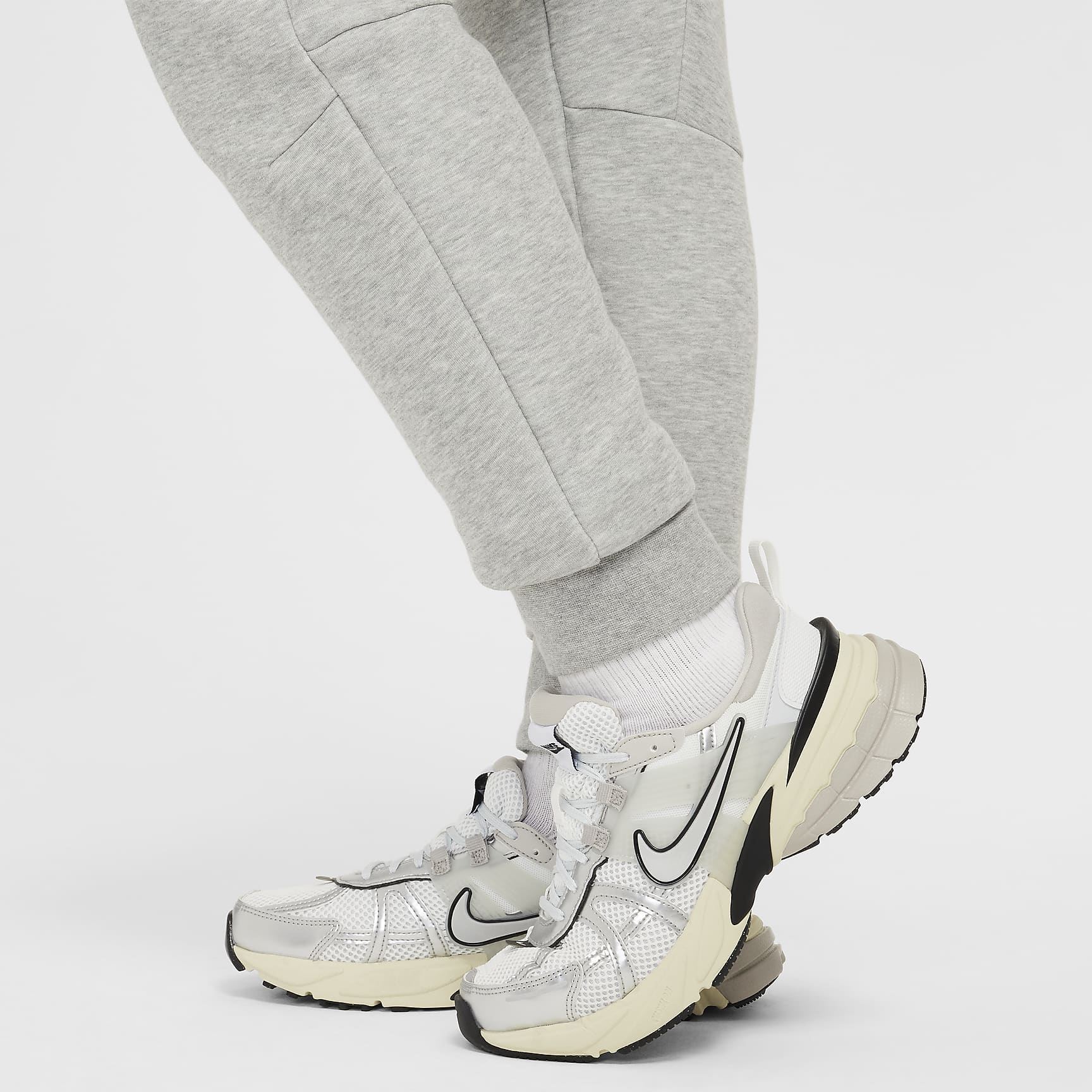 Nike Sportswear Tech Fleece Big Kids' (Boys') Joggers