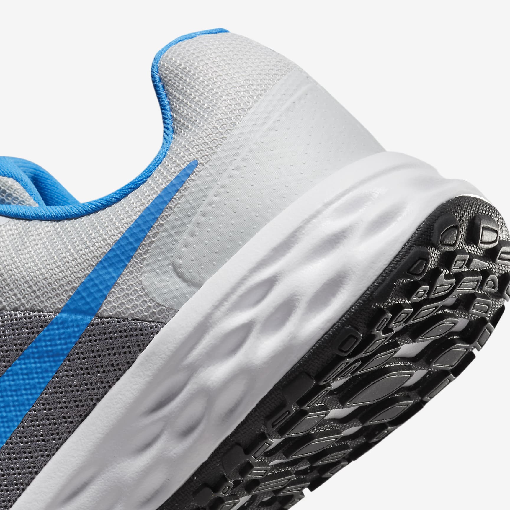 Nike Revolution 6 Big Kids' Road Running Shoes