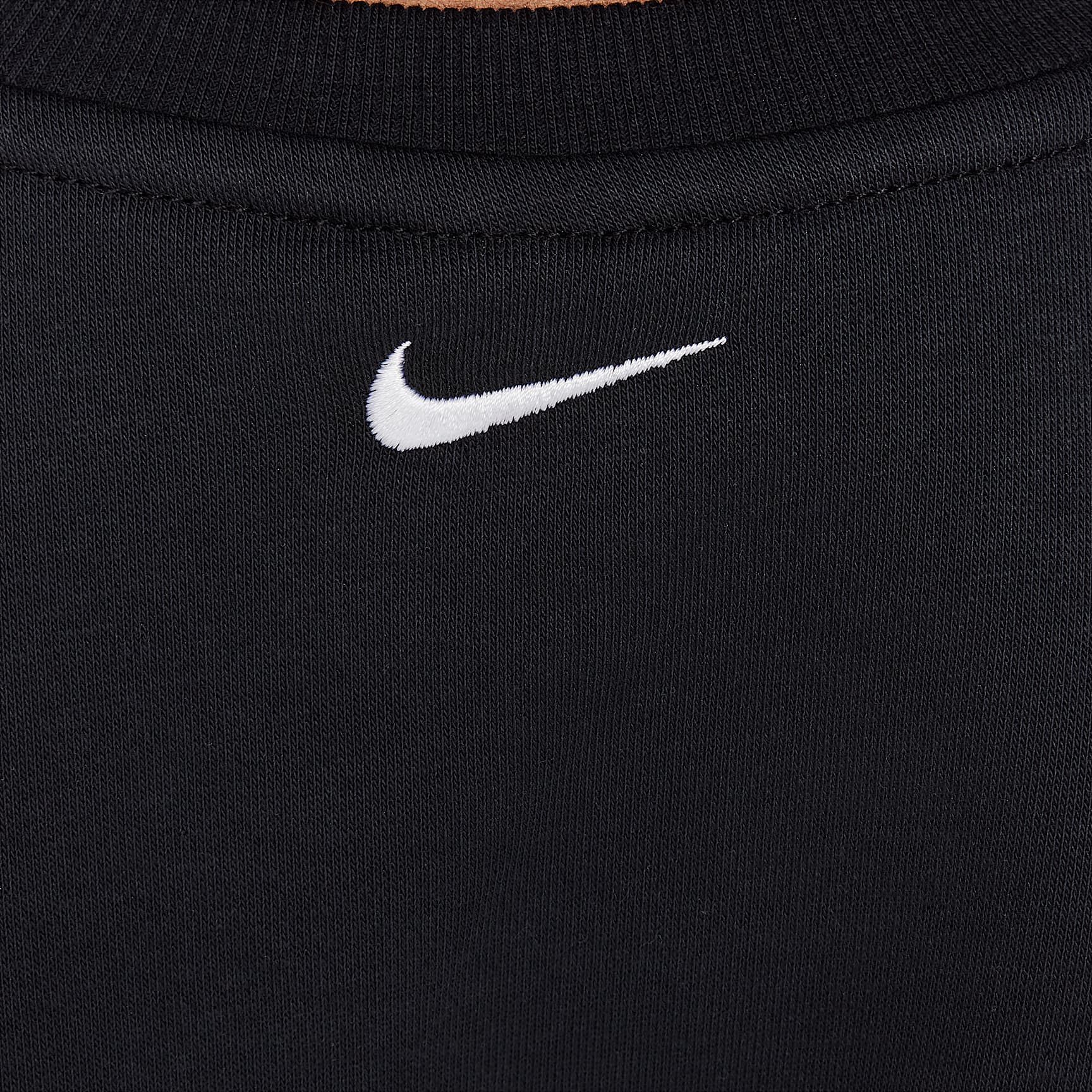 Nike Sportswear Club Girls' French Terry Crew-Neck Sweatshirt