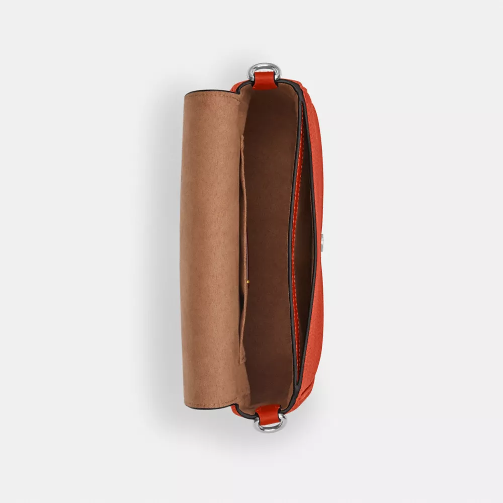 Сумка COACH Amelia Saddle Bag