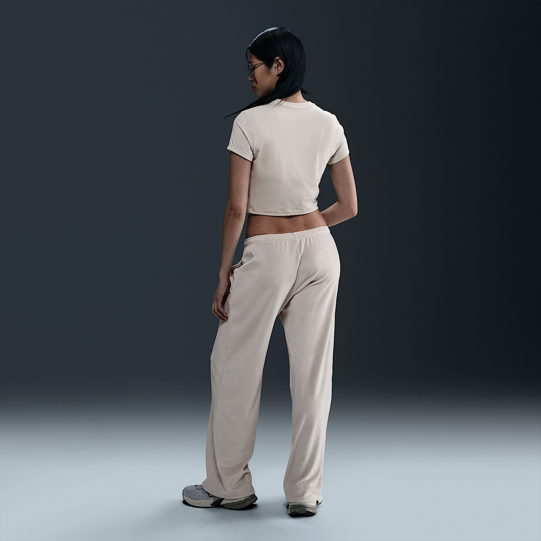 Nike Sportswear Chill Knit Women's Cropped T-Shirt
