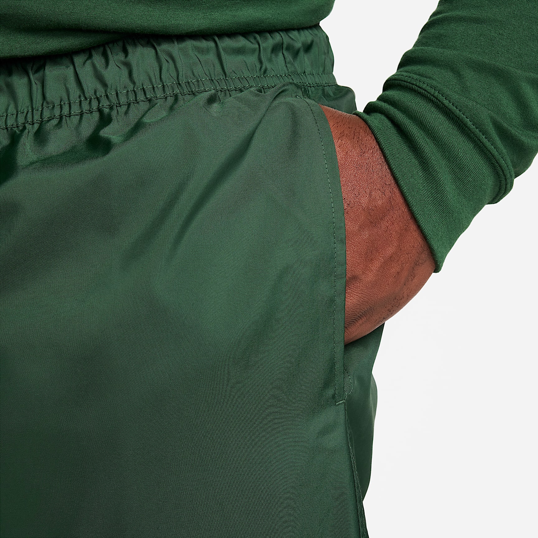 Nike Club Men's Woven Flow Shorts