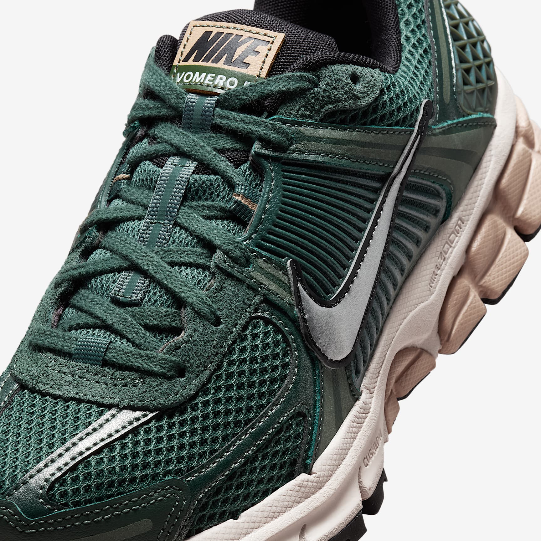 Nike Zoom Vomero 5 Women's Shoes