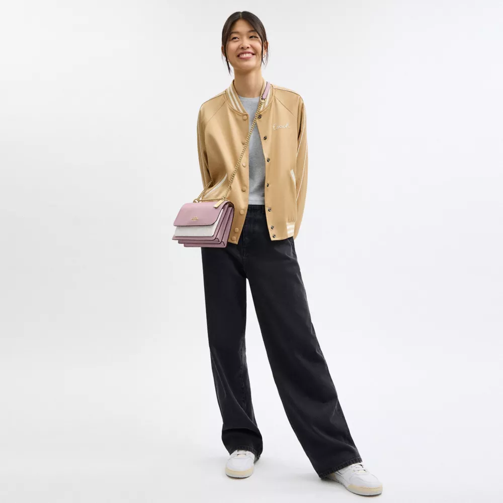 Сумка COACH Klare Crossbody Bag In Signature Canvas
