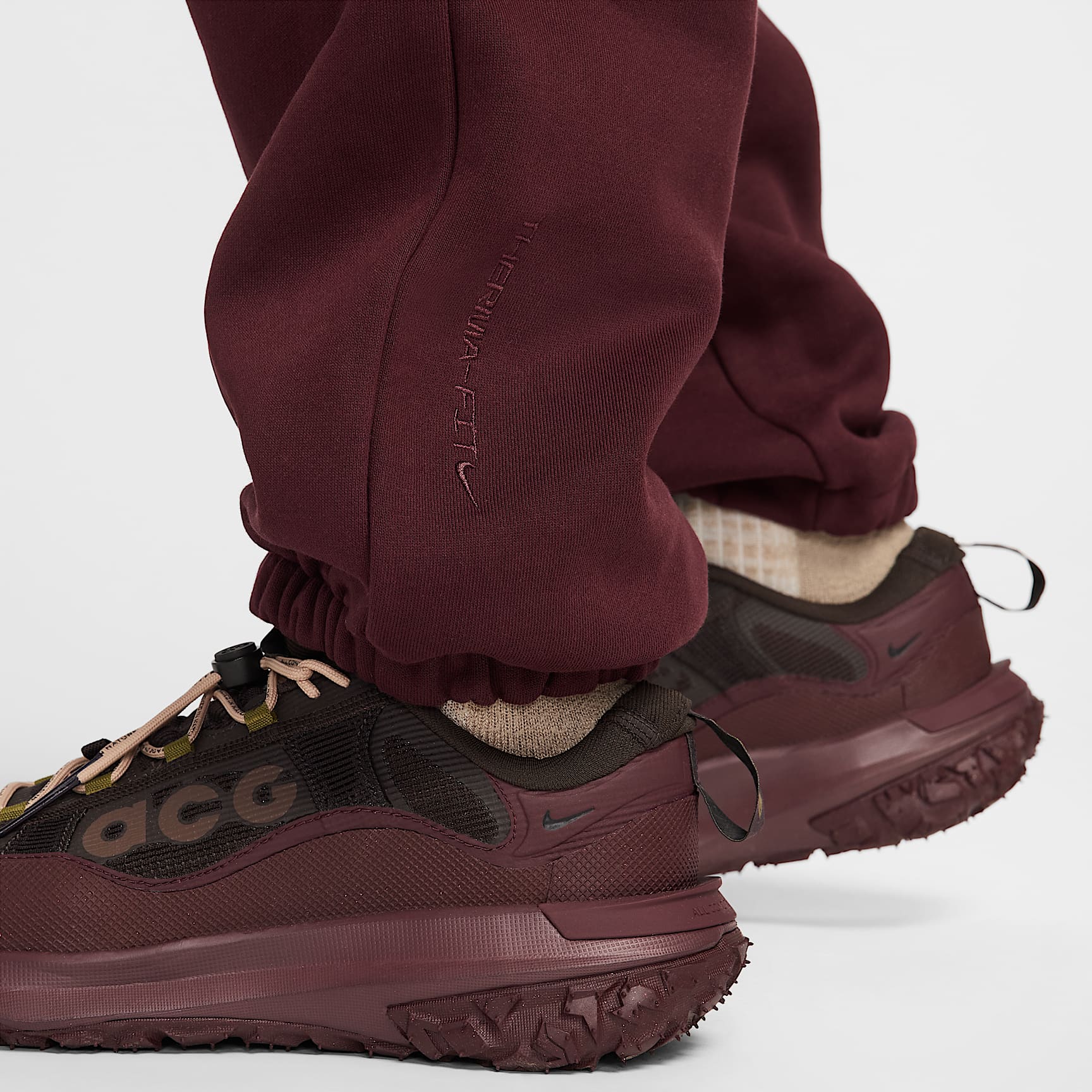 Nike ACG Lungs Therma-FIT Repel "Tuff Fleece" Pants