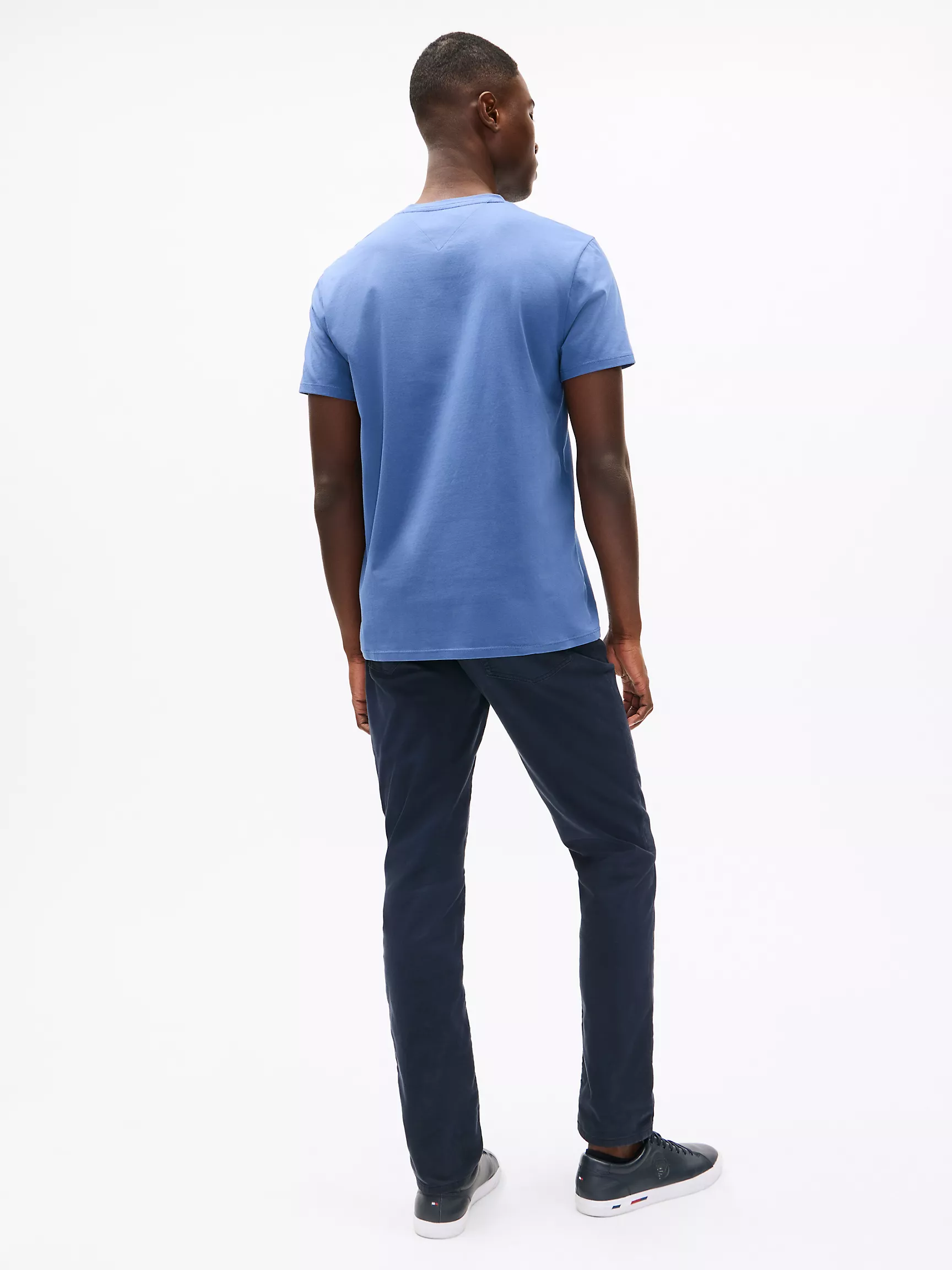 Мужская футболка Tommy Hilfiger, Приталенная футболка с V-образным вырезом