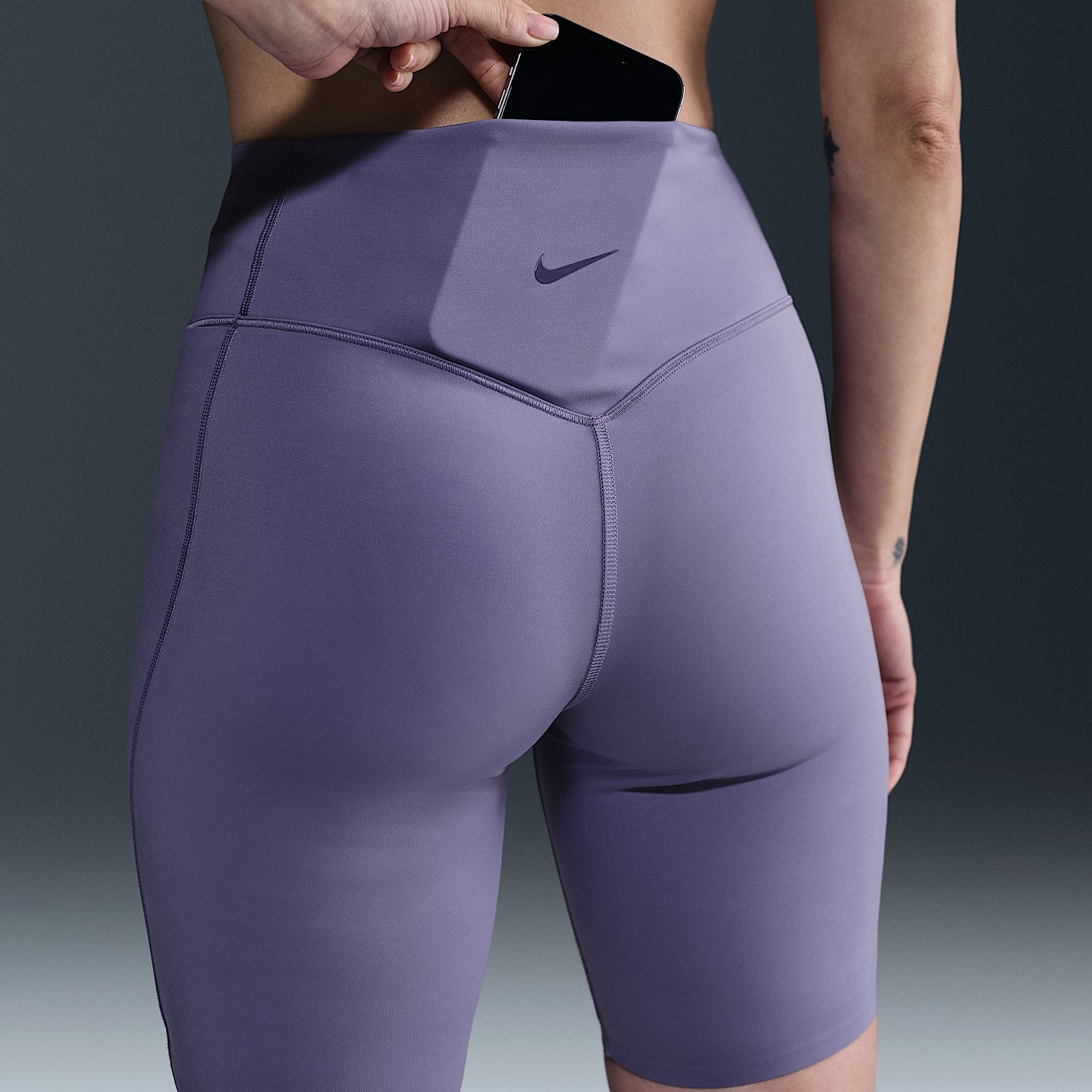 Nike Universa Women's Medium-Support High-Waisted 8" Biker Shorts with Pockets