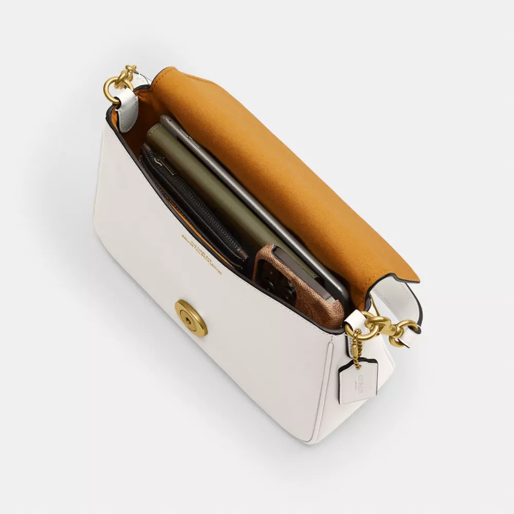 Сумка COACH Soft Tabby Shoulder Bag