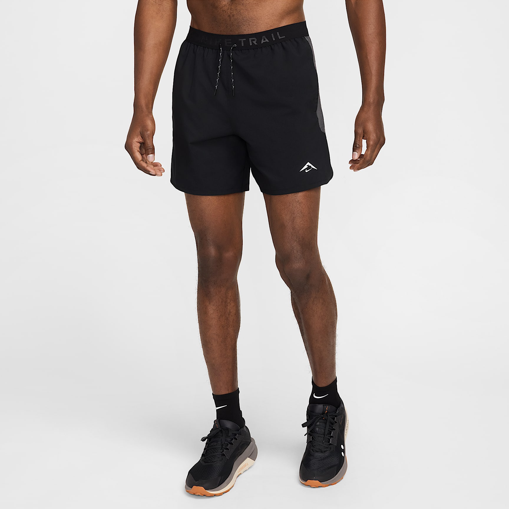 Nike Trail Men's Dri-FIT 6" Brief-Lined Running Shorts