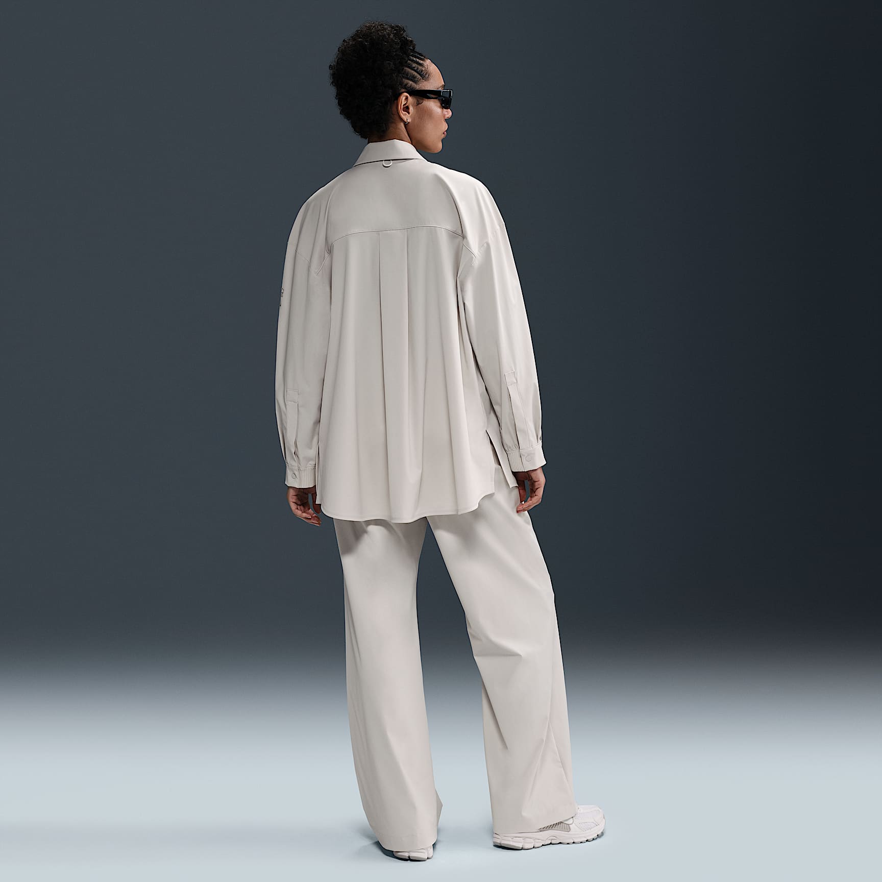 Nike 24.7 PerfectStretch Women's Dri-FIT Oversized Long-Sleeve Shirt