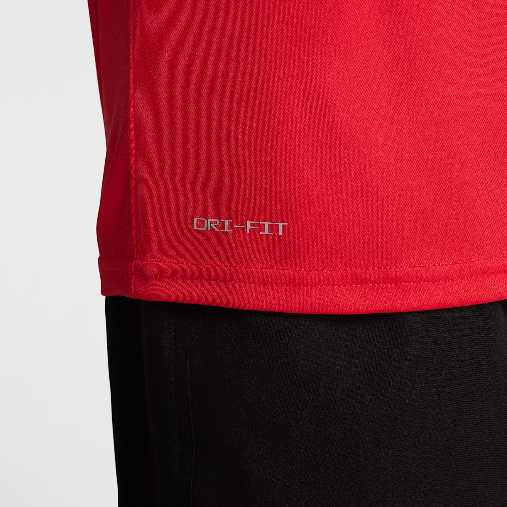 Nike Essential Men's Short-Sleeve Hydroguard Swim Shirt