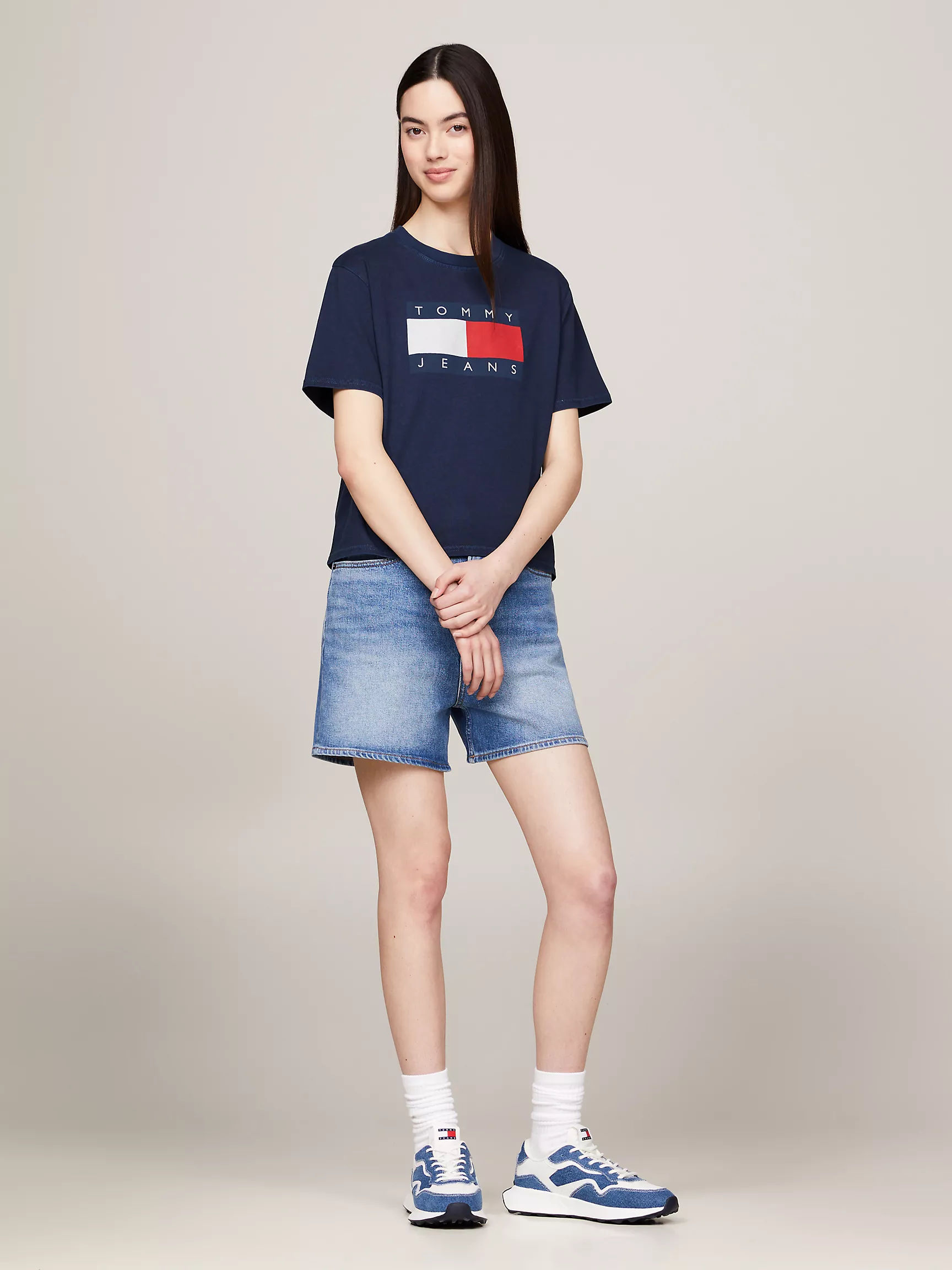 Женская футболка Tommy Hilfiger, Футболка свободного кроя с нашивкой в виде флага