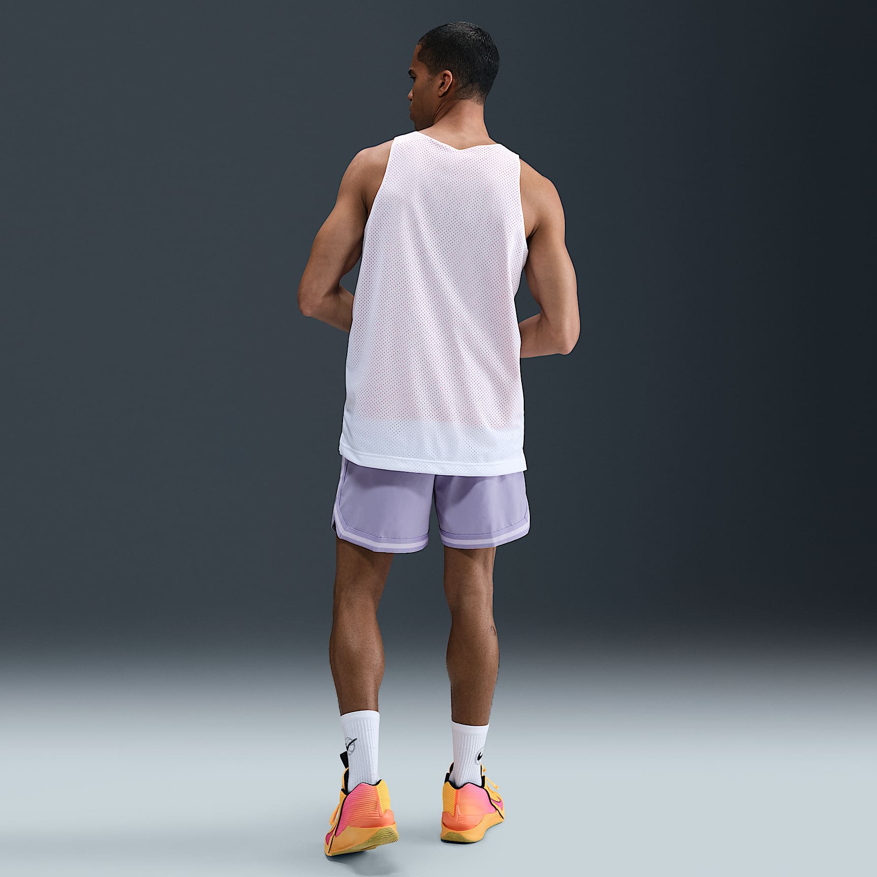 Nike DNA Men's Dri-FIT 6" UV Woven Basketball Shorts
