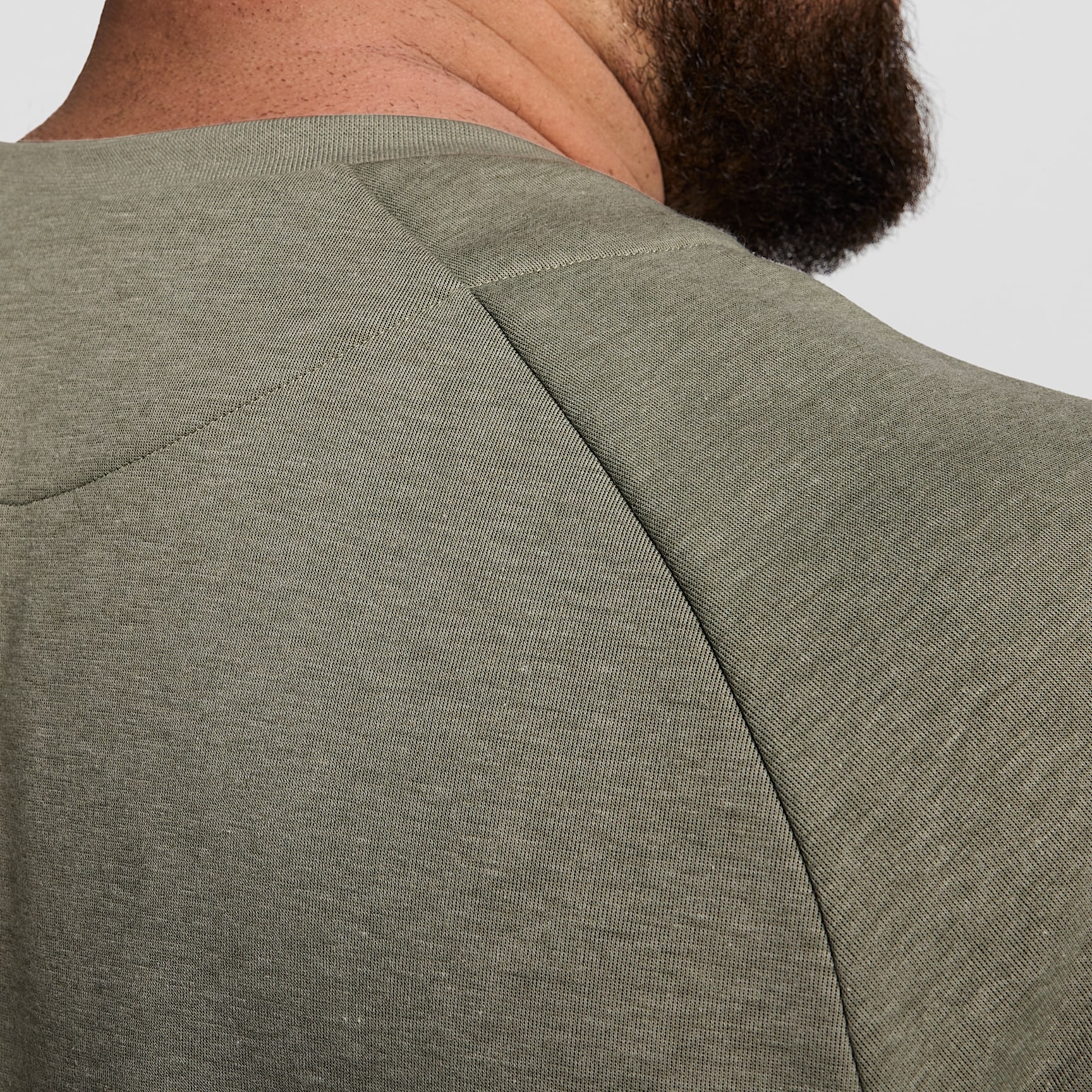 Nike Primary Fleece Men's Dri-FIT UV Performance Crew