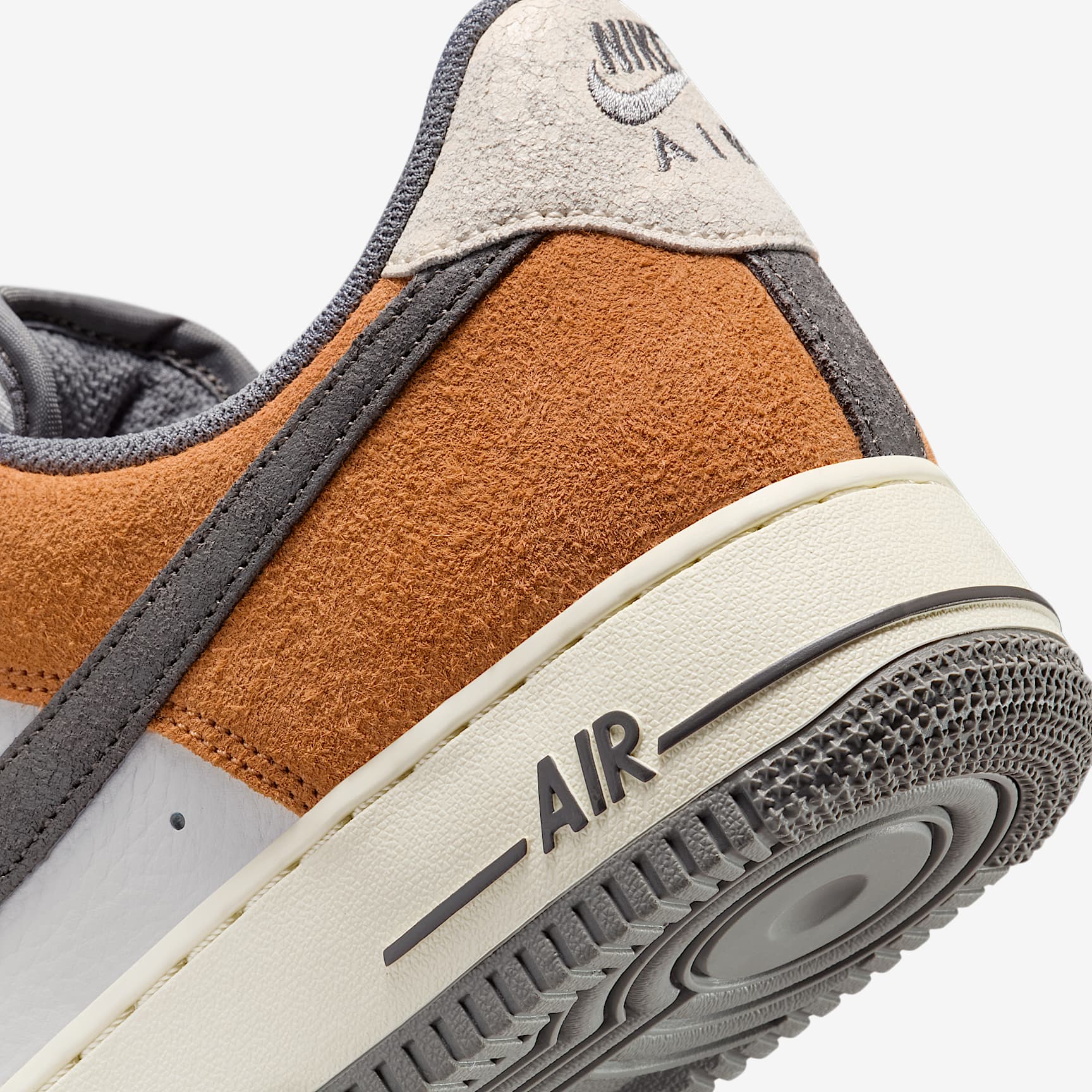 Nike Air Force 1 '07 LV8 Men's Shoes