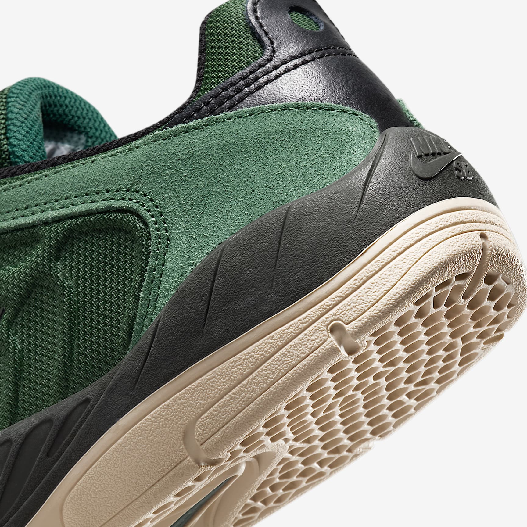 Nike SB Vertebrae Men's Shoes