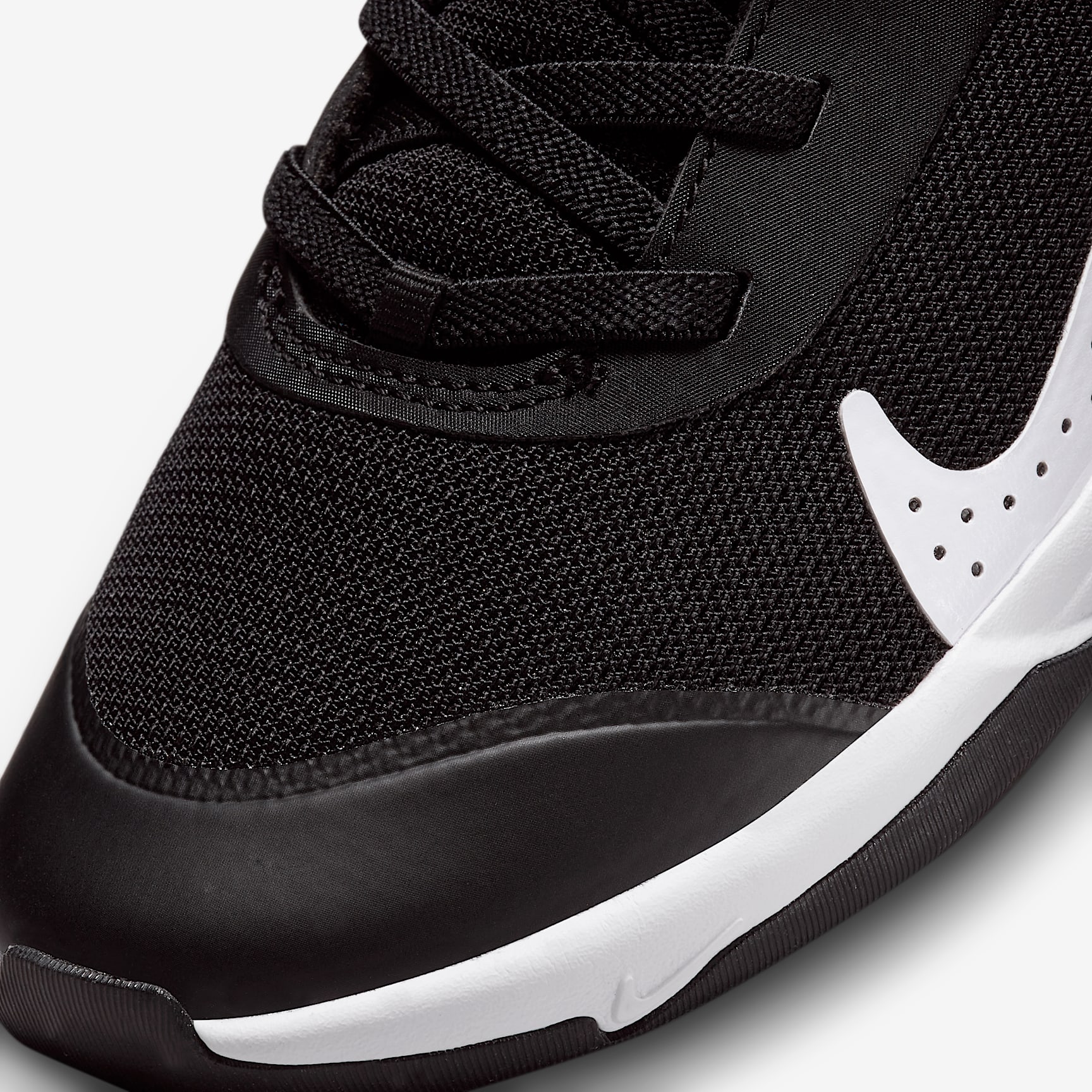 Nike Omni Multi-Court Little Kids' Shoes