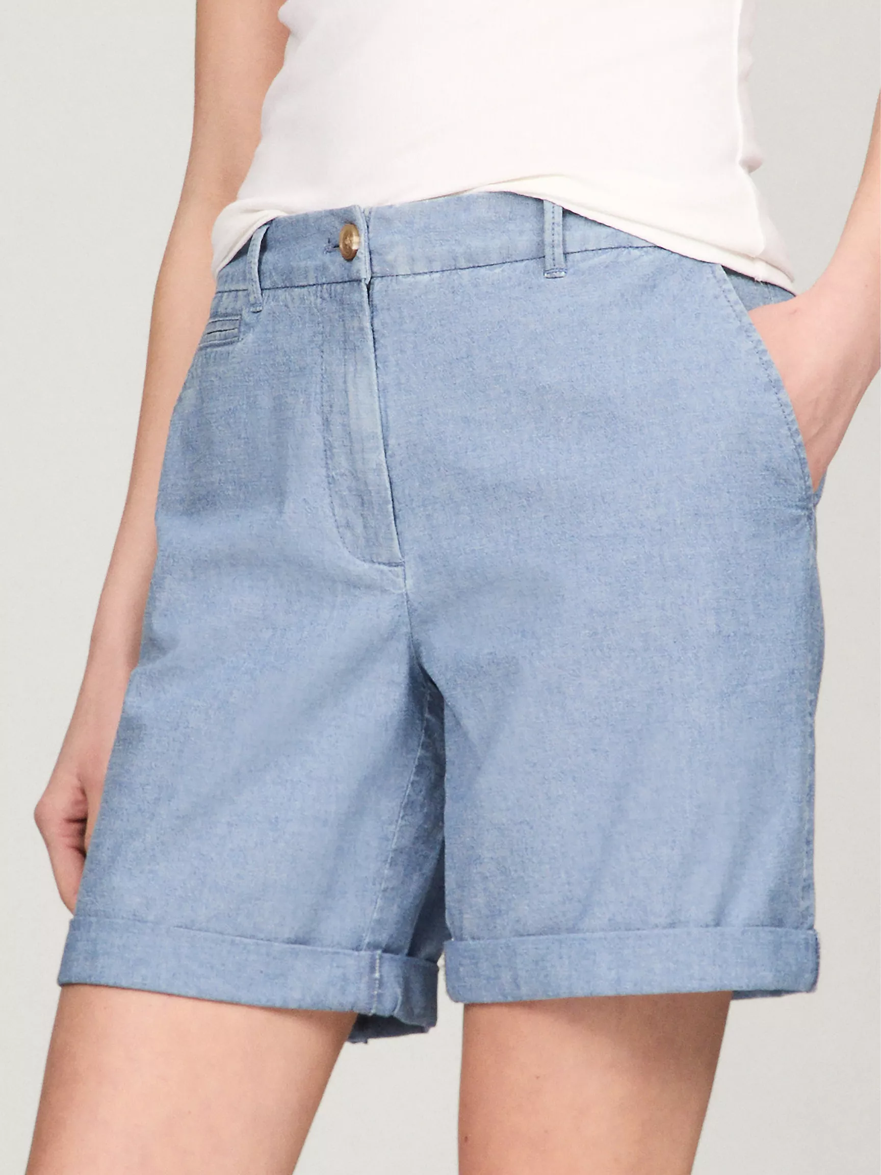 Женские шорты Tommy Hilfiger, Эластичные хлопковые чиносы-шорты (7 дюймов)