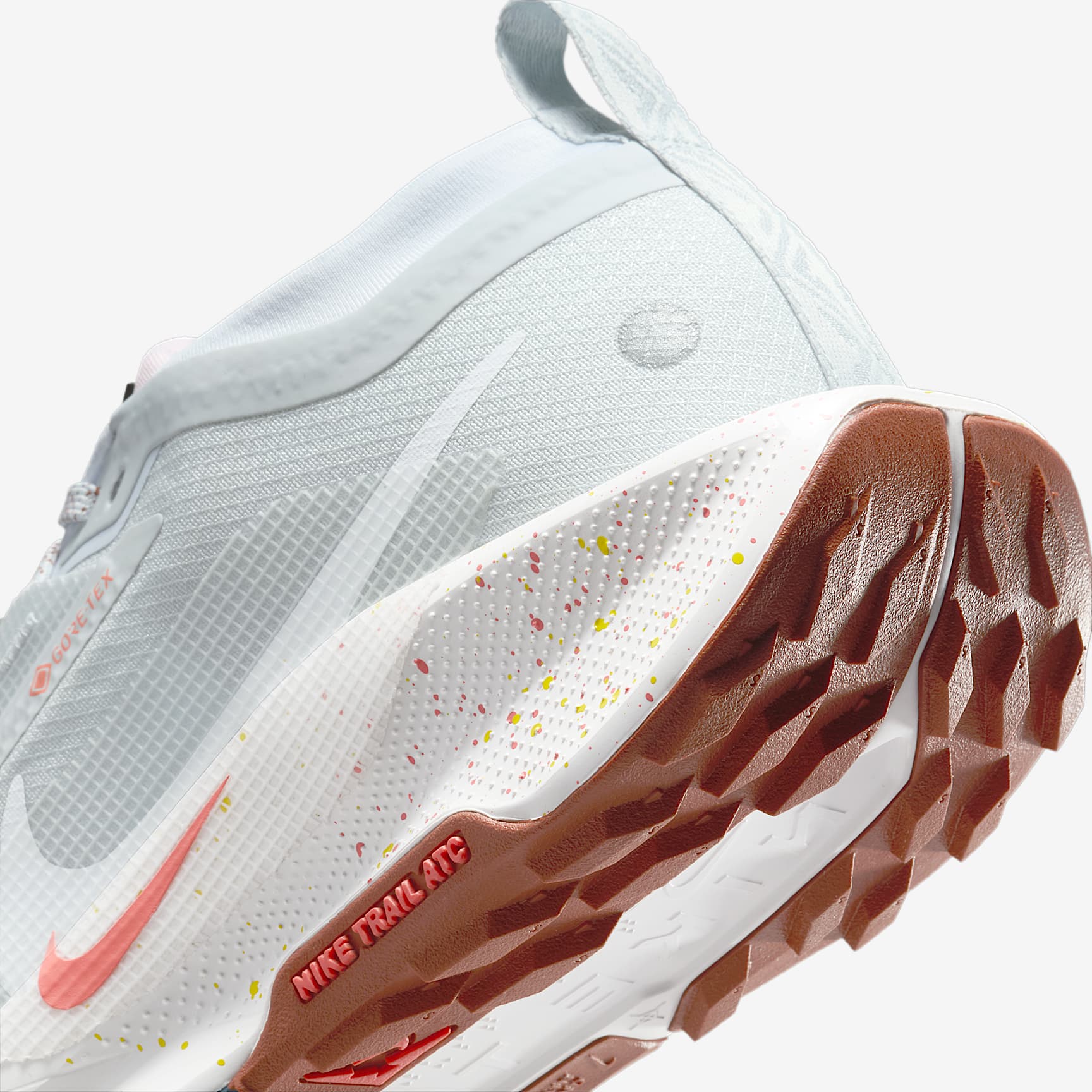 Nike Pegasus Trail 5 GORE-TEX Women's Waterproof Trail Running Shoes