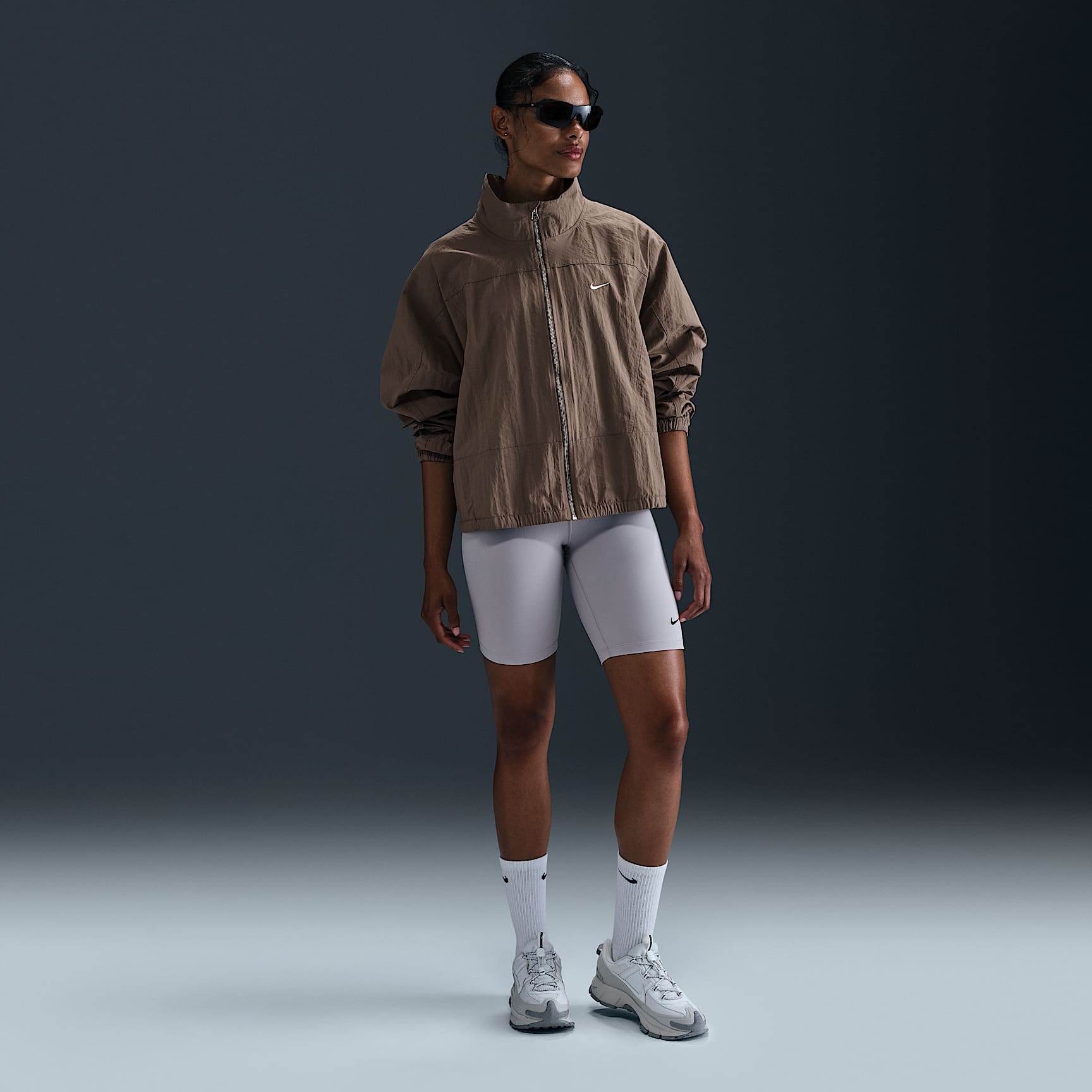 Nike Sportswear Everything Wovens Women's Oversized Repel UV Protection Jacket (Plus Size)