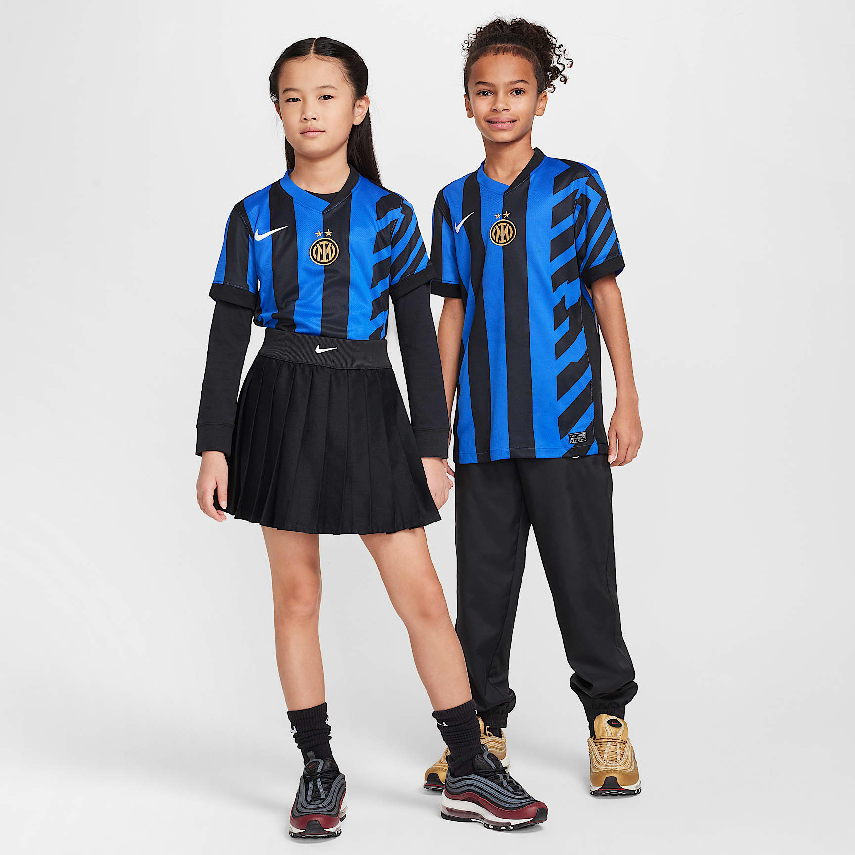 Inter Milan 2024/25 Stadium Home Big Kids' Nike Dri-FIT Soccer Replica Jersey
