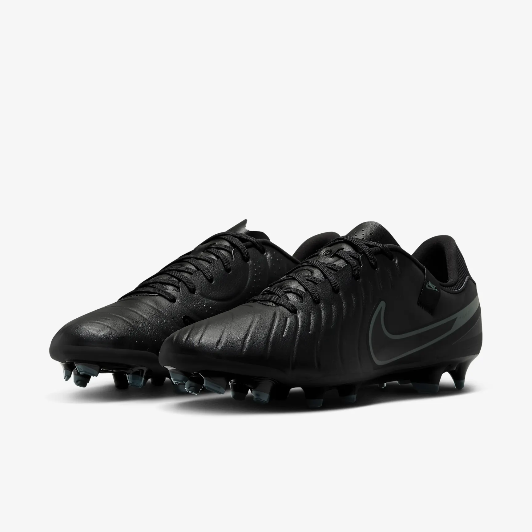 Nike Tiempo Legend 10 Academy Multi-Ground Low-Top Soccer Cleats