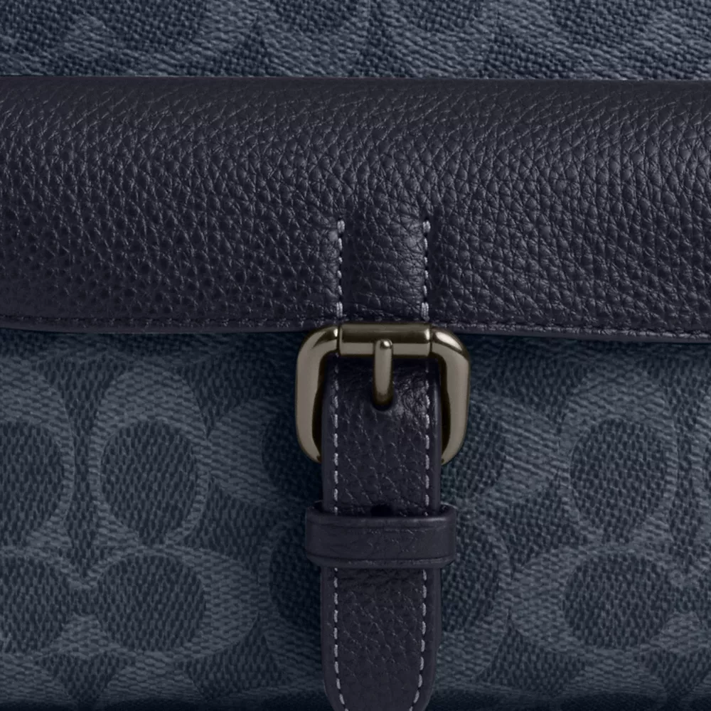 Сумка COACH Warner Crossbody Bag In Signature Canvas