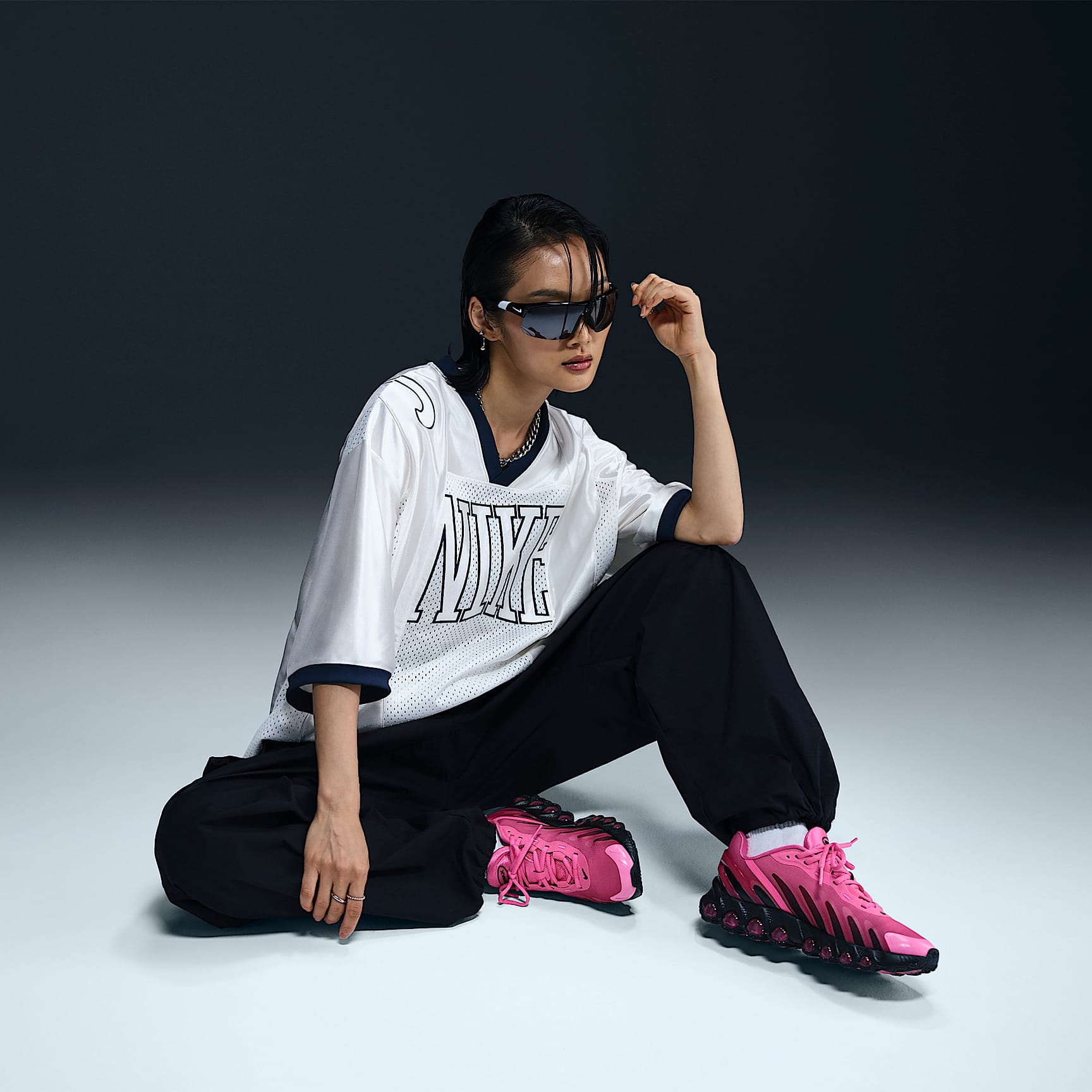 Nike Sportswear Everything Wovens Women's Mid-Rise Cargo Pants
