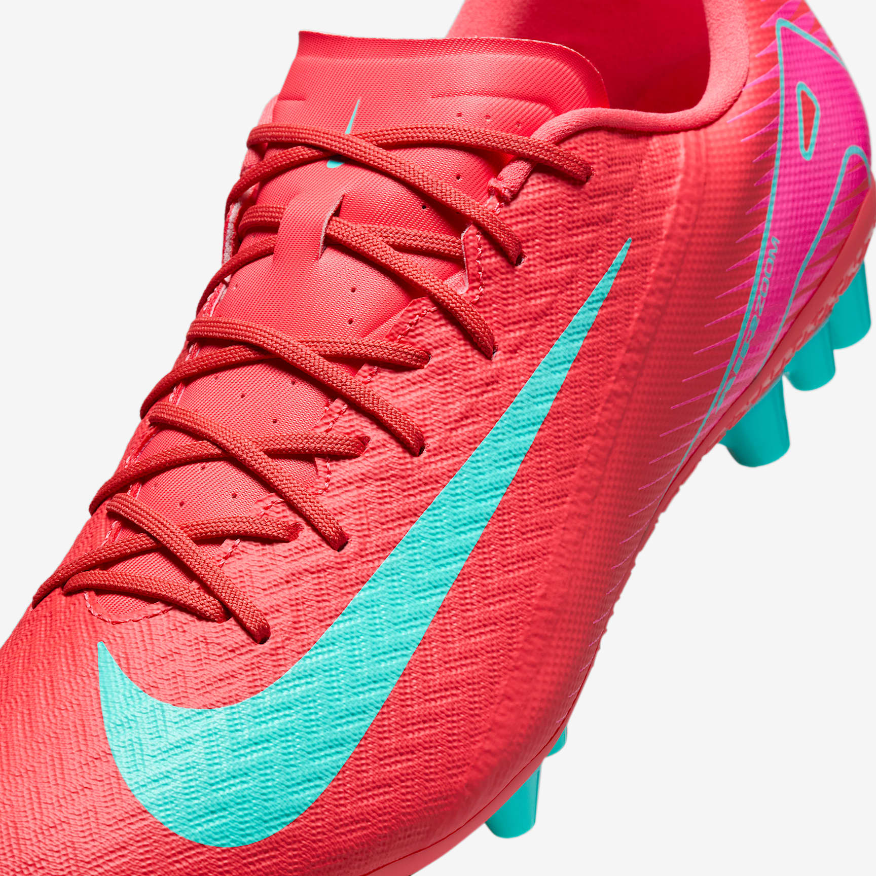 Nike Mercurial Vapor 16 Academy AG Low-Top Soccer Cleats