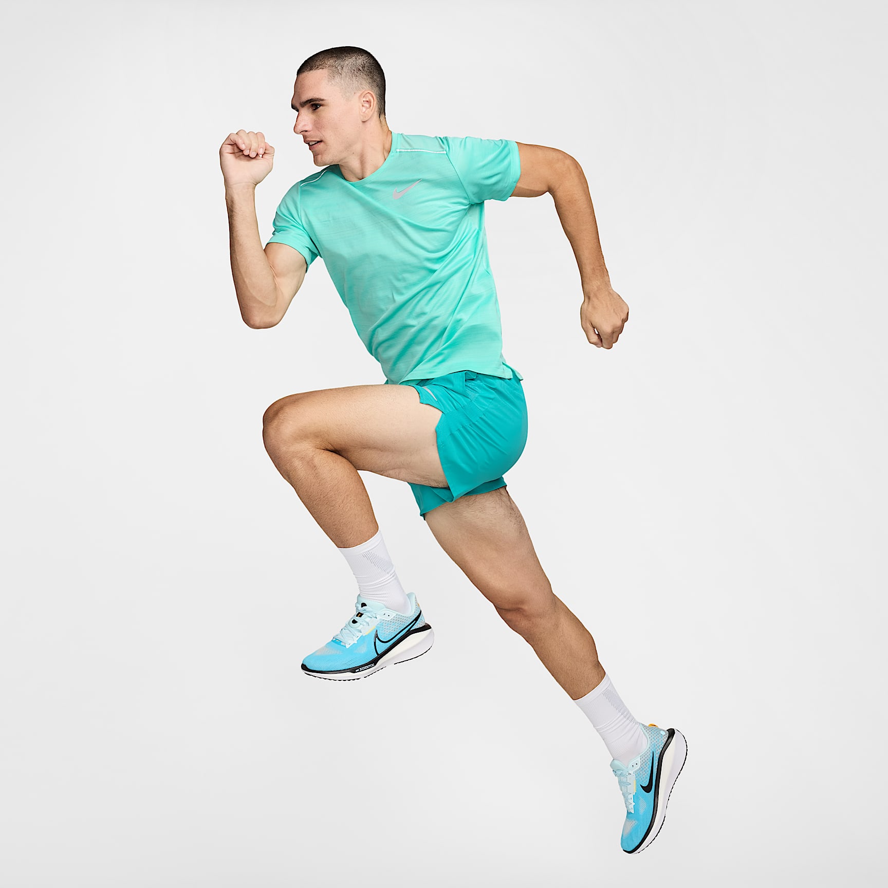 Nike Challenger Men's Dri-FIT 5" Brief-Lined Running Shorts