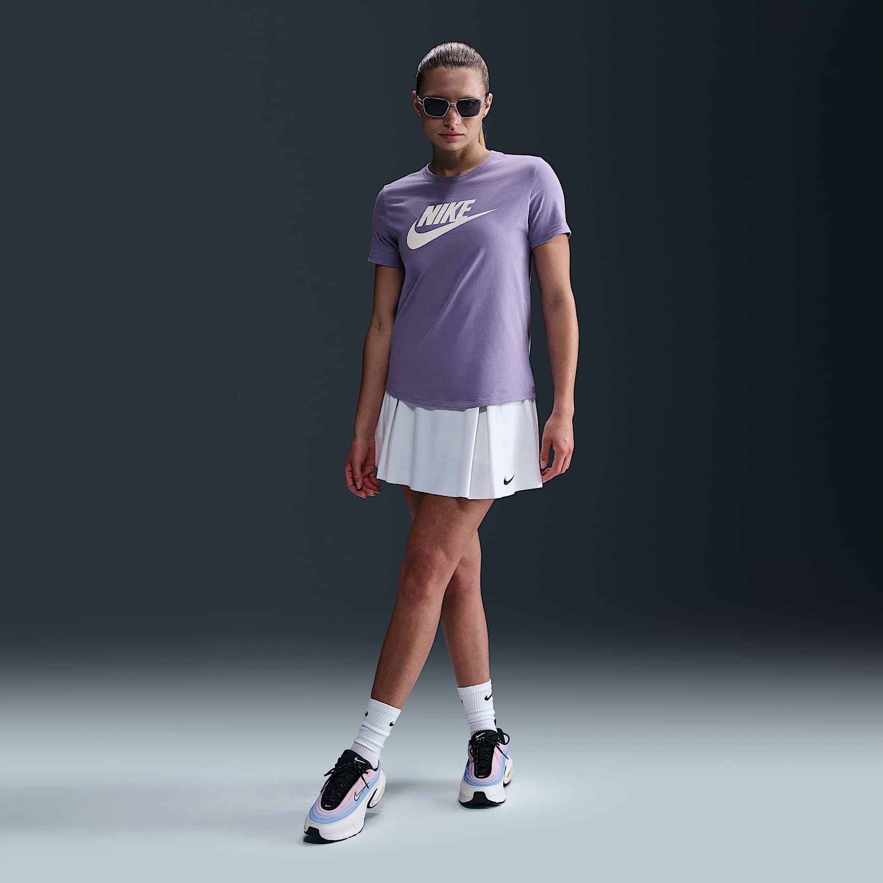 Nike Sportswear Essentials Women's Logo T-Shirt