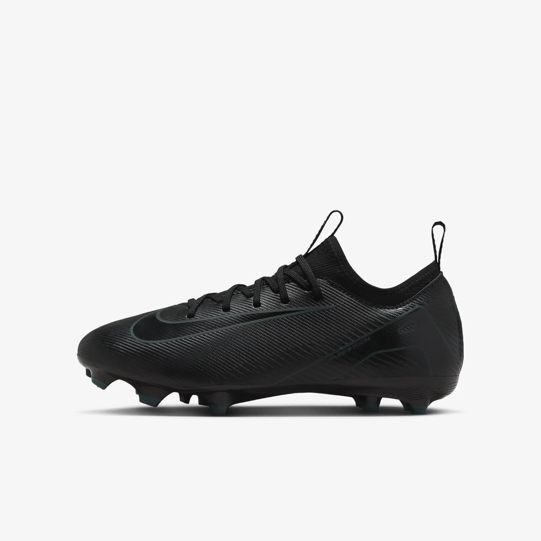 Nike Jr. Mercurial Vapor 16 Academy Little/Big Kids' MG Low-Top Soccer Cleats