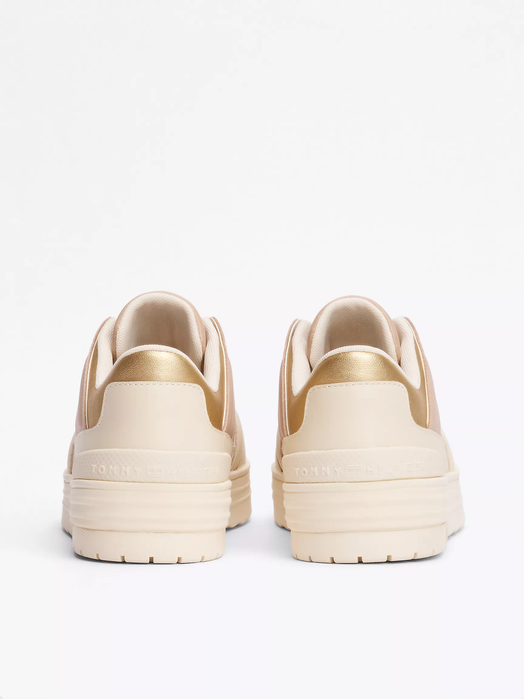 Женские кроссовки Tommy Hilfiger, Кроссовки с контрастными вставками и массивной подошвой